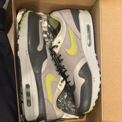 HUF × Nike Air Max 1 "Anthracite and Medium Grey"