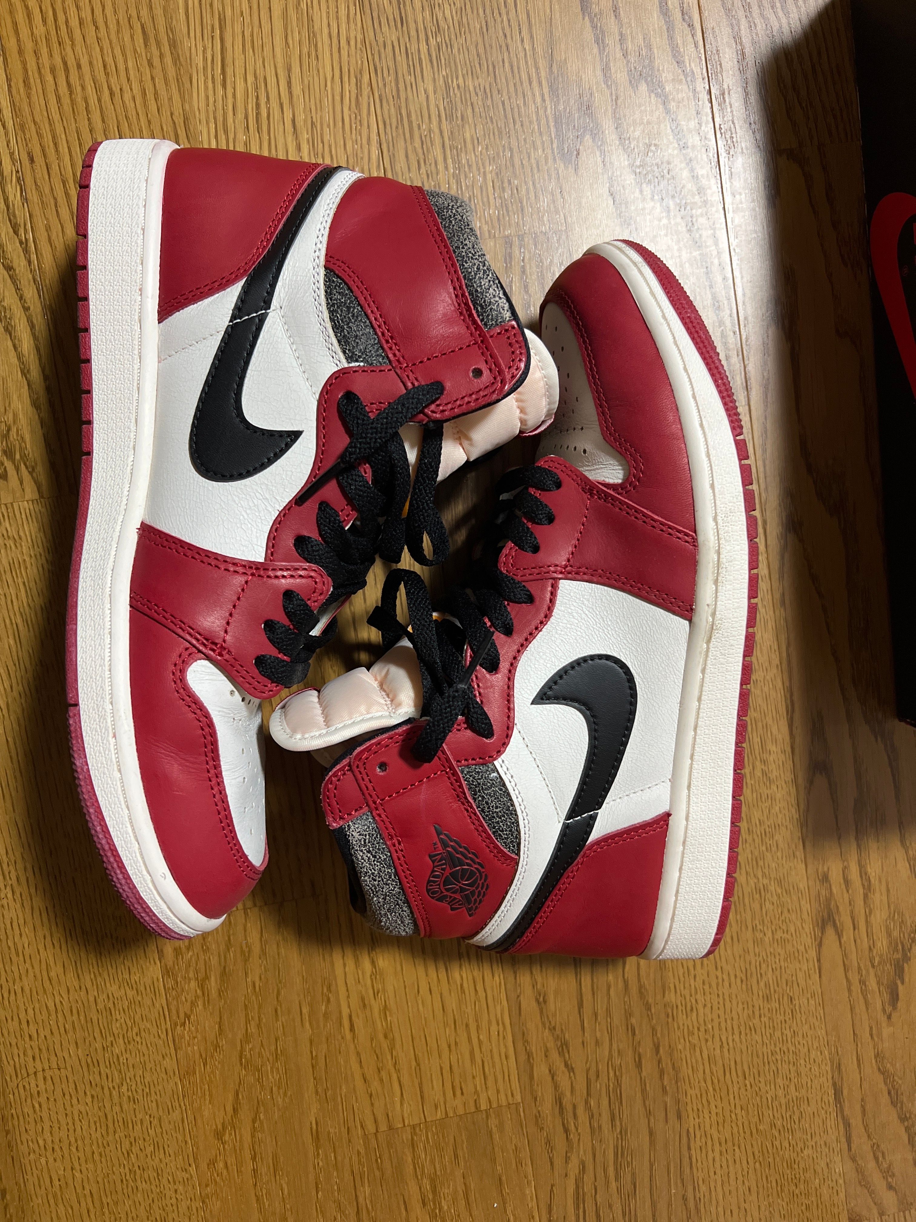 Nike Air Jordan 1 High OG "Lost & Found/Chicago"