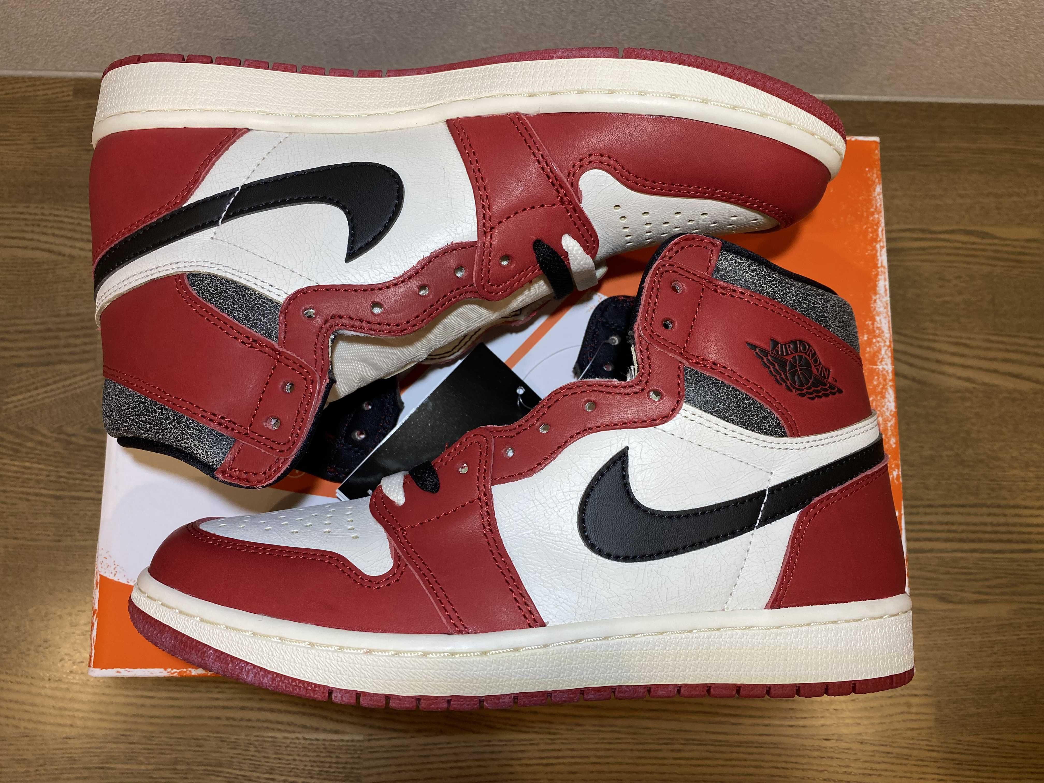 Nike Air Jordan 1 High OG "Lost & Found/Chicago"