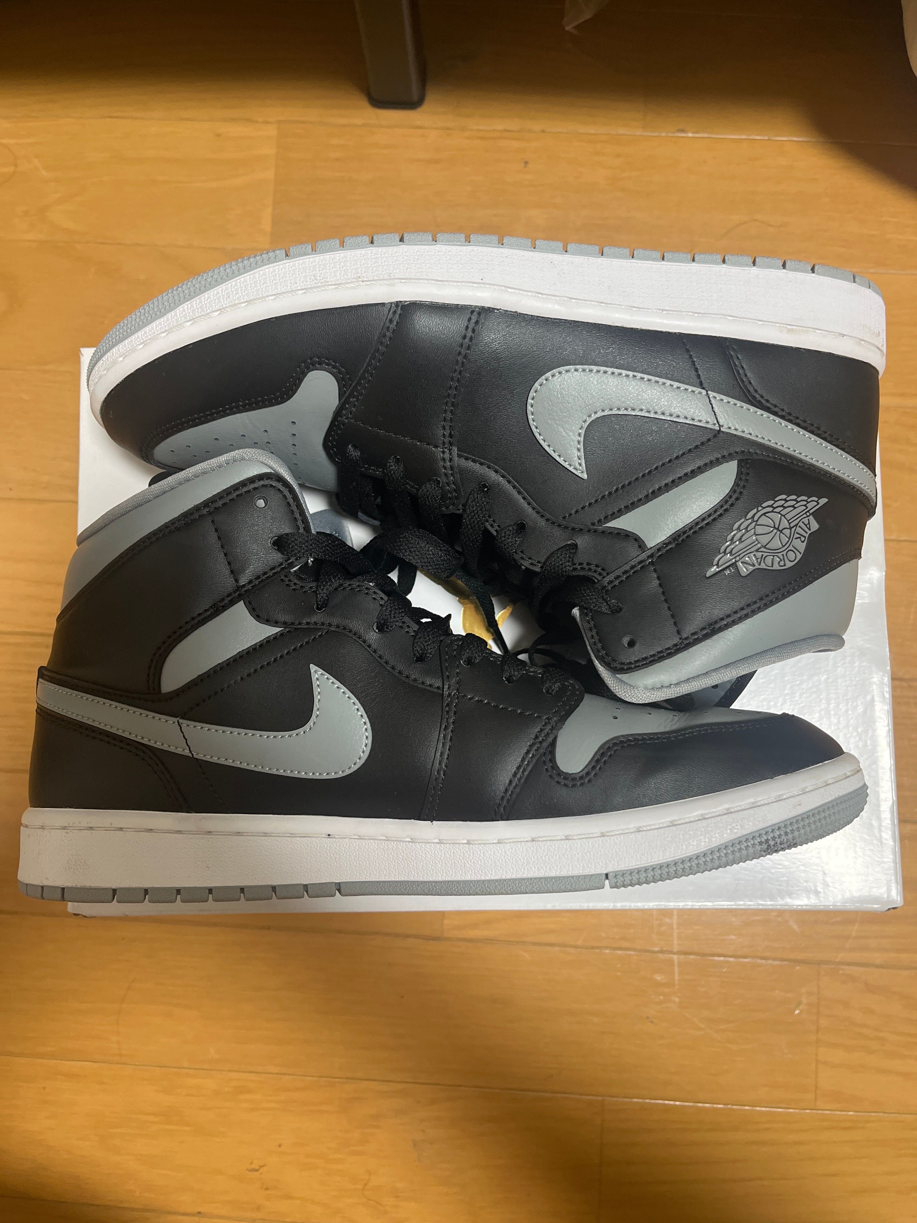 Nike Women's Air Jordan 1 Mid "Shadow"