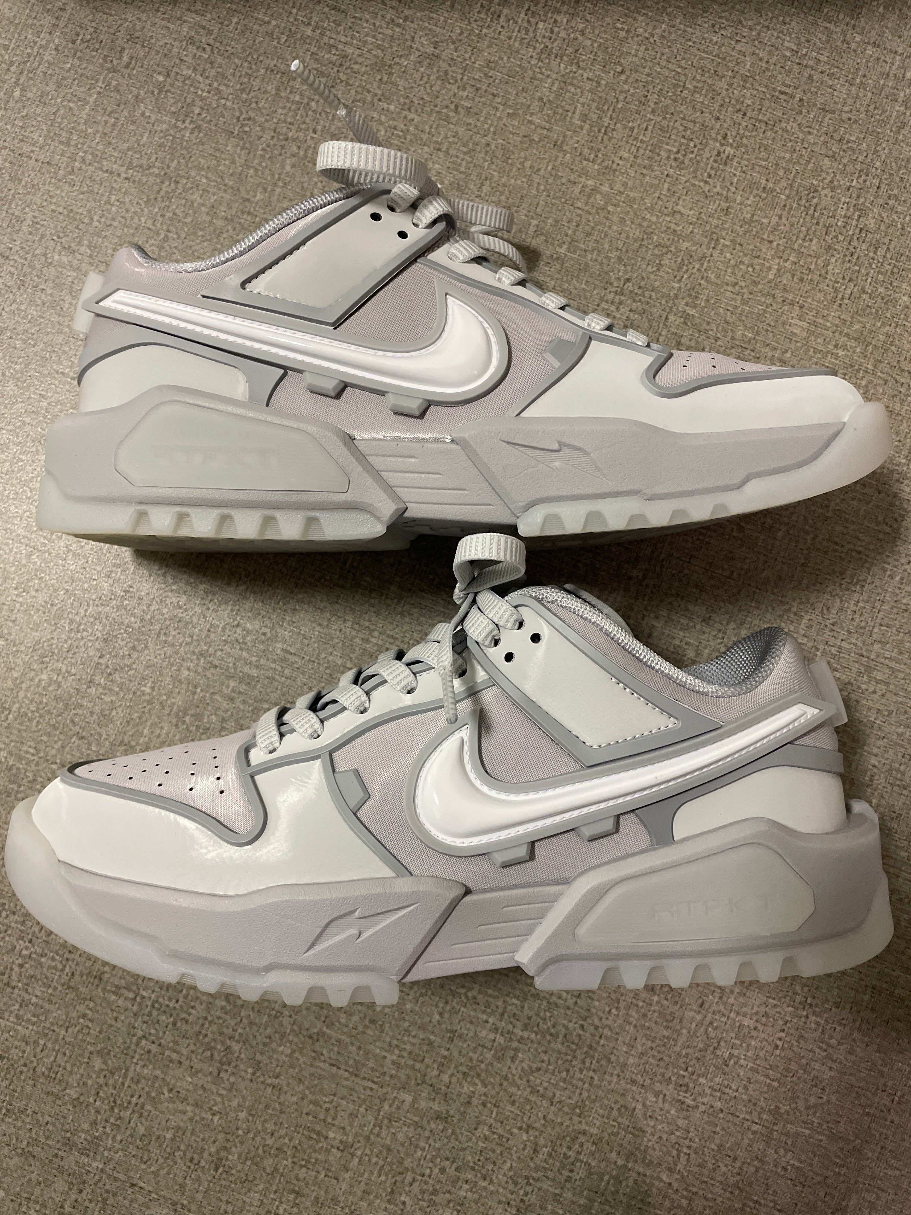 RTFKT × Nike Dunk Genesis "Ghost"