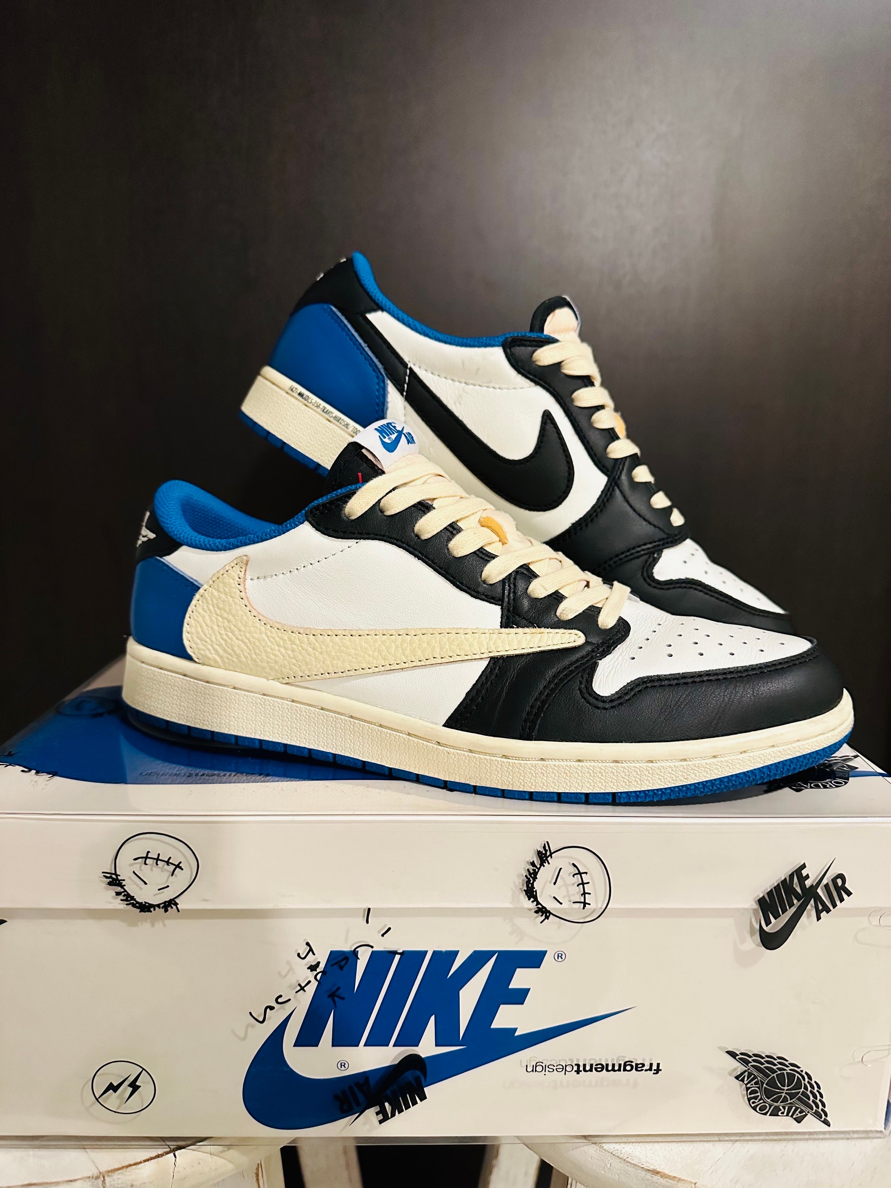 Travis Scott × fragment design × Nike Air Jordan 1 Low OG SP "Military Blue"