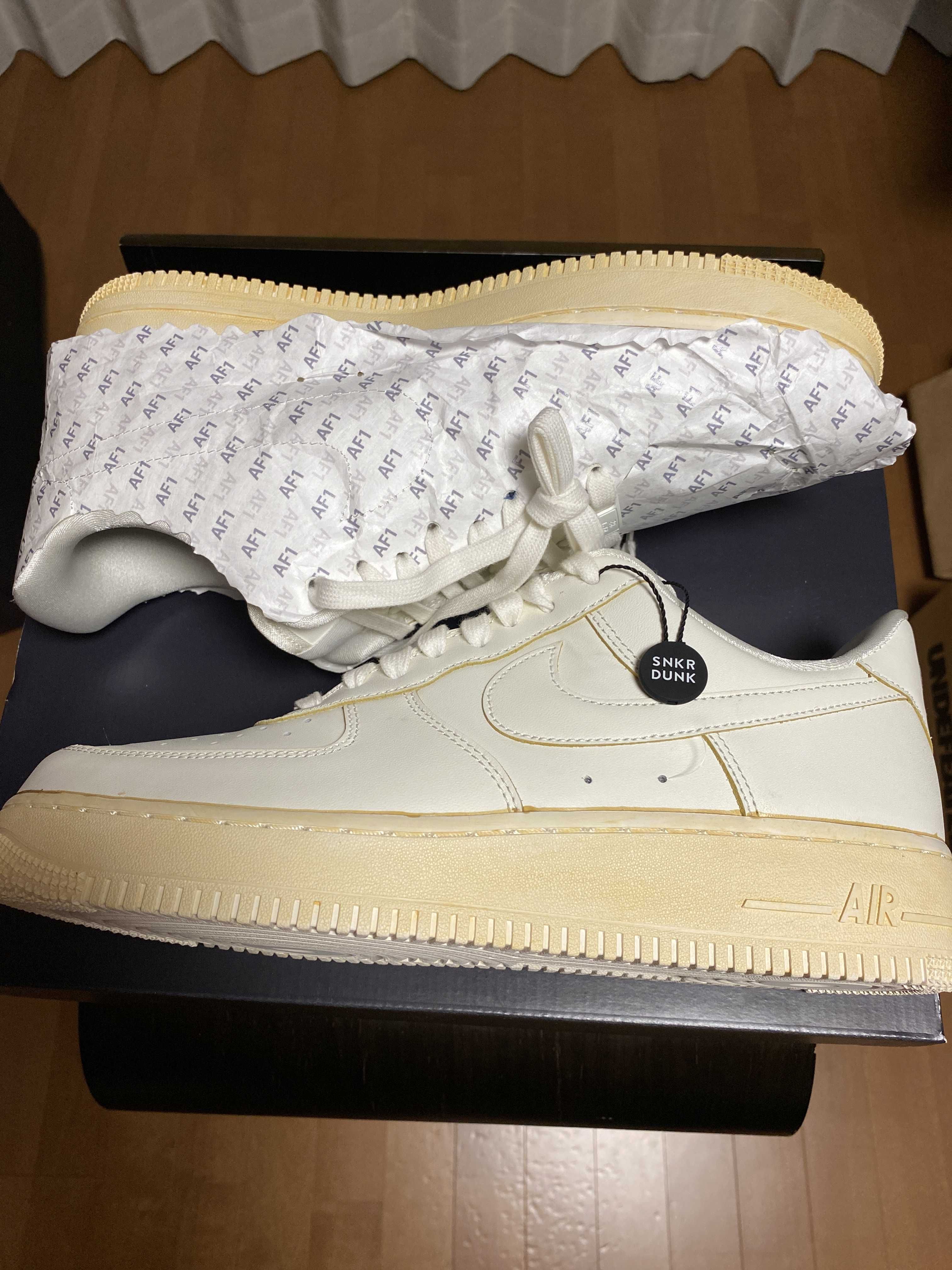 Nike Air Force 1 Low '07 LV8 "Made You Look"