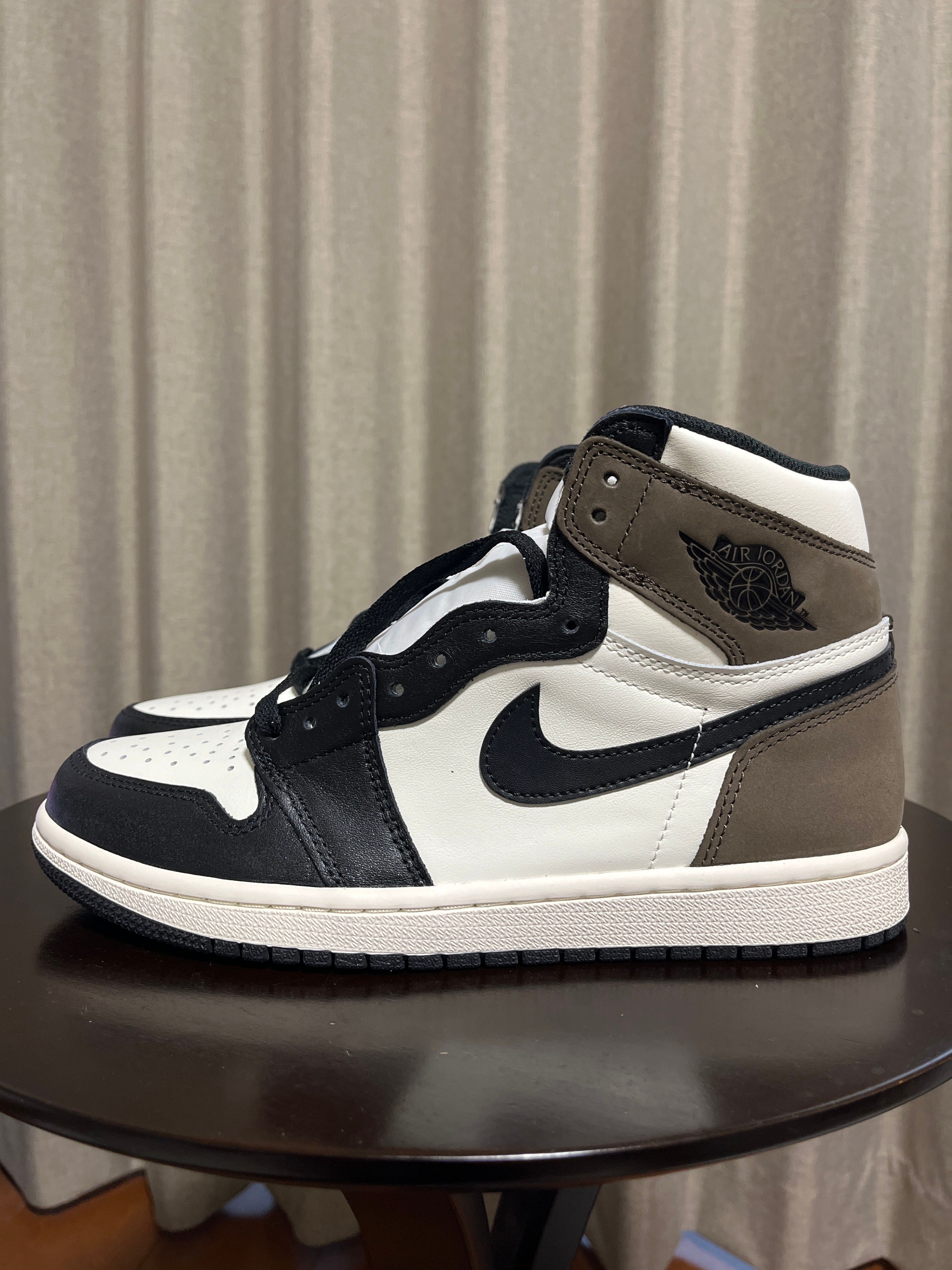 Nike Air Jordan 1 High OG "Sail/Dark Mocha/Black"