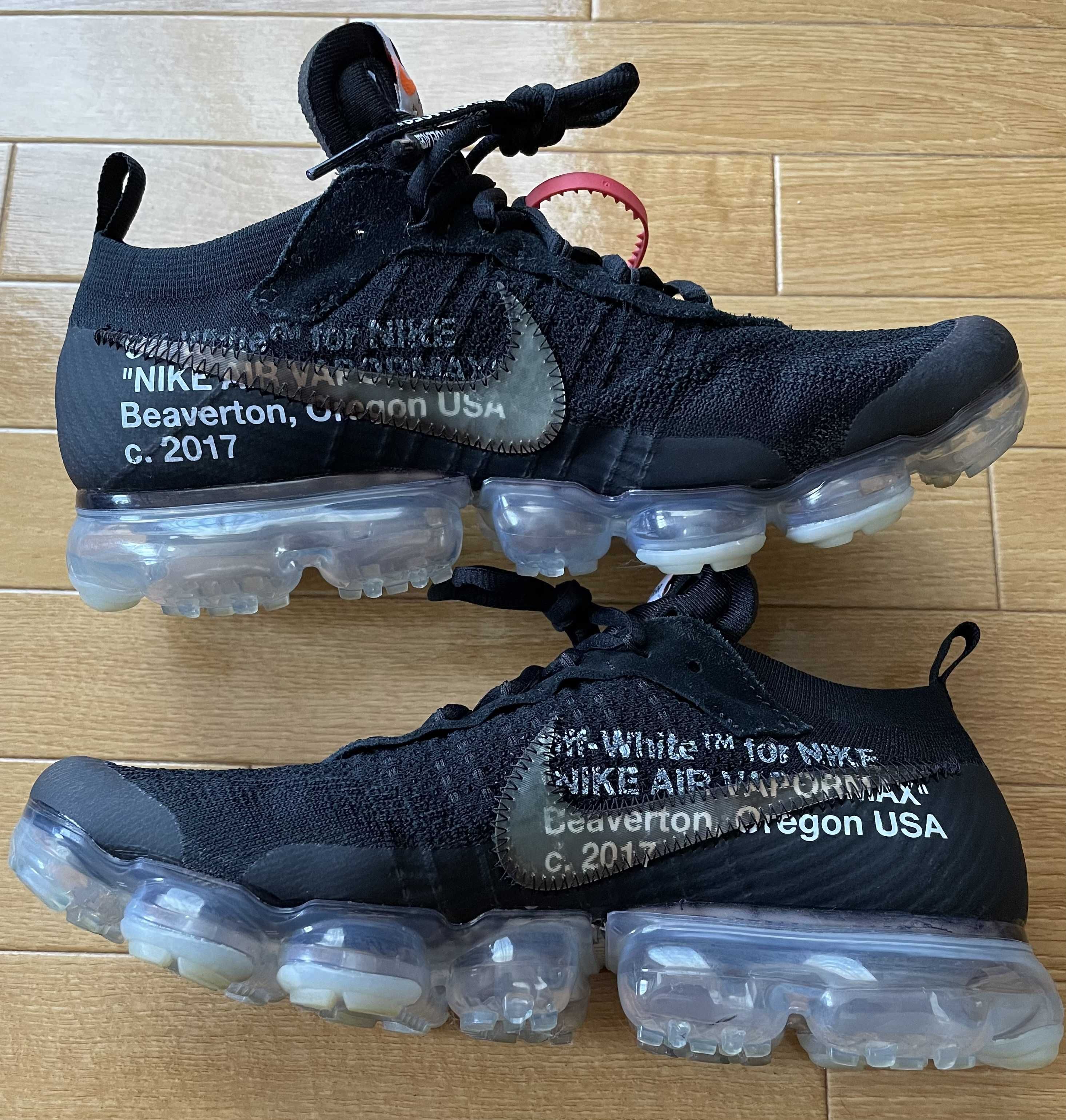 Off-White × Nike Air Vapormax "Black/Total Orange/Clear"