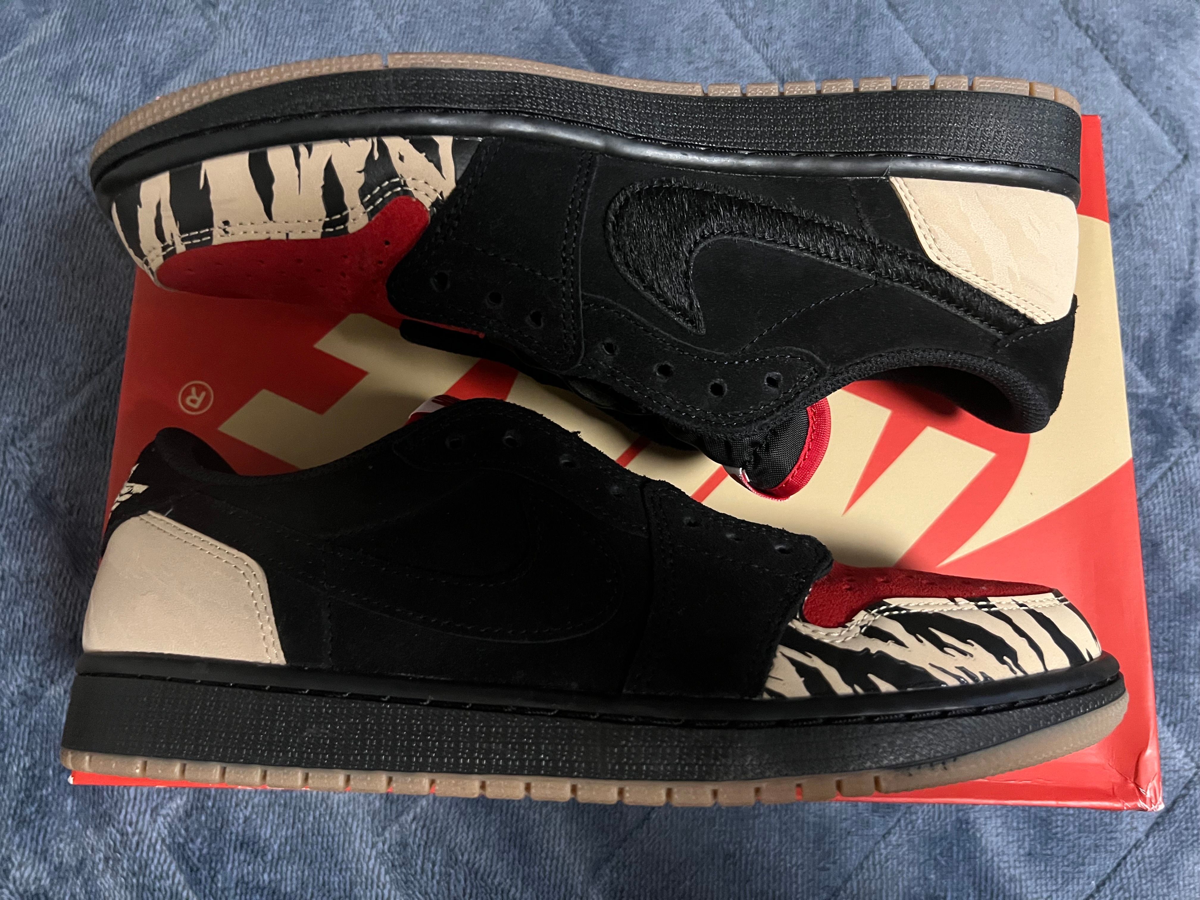 Sole Fly × Nike Air Jordan 1 Low "Black and Sport Red"