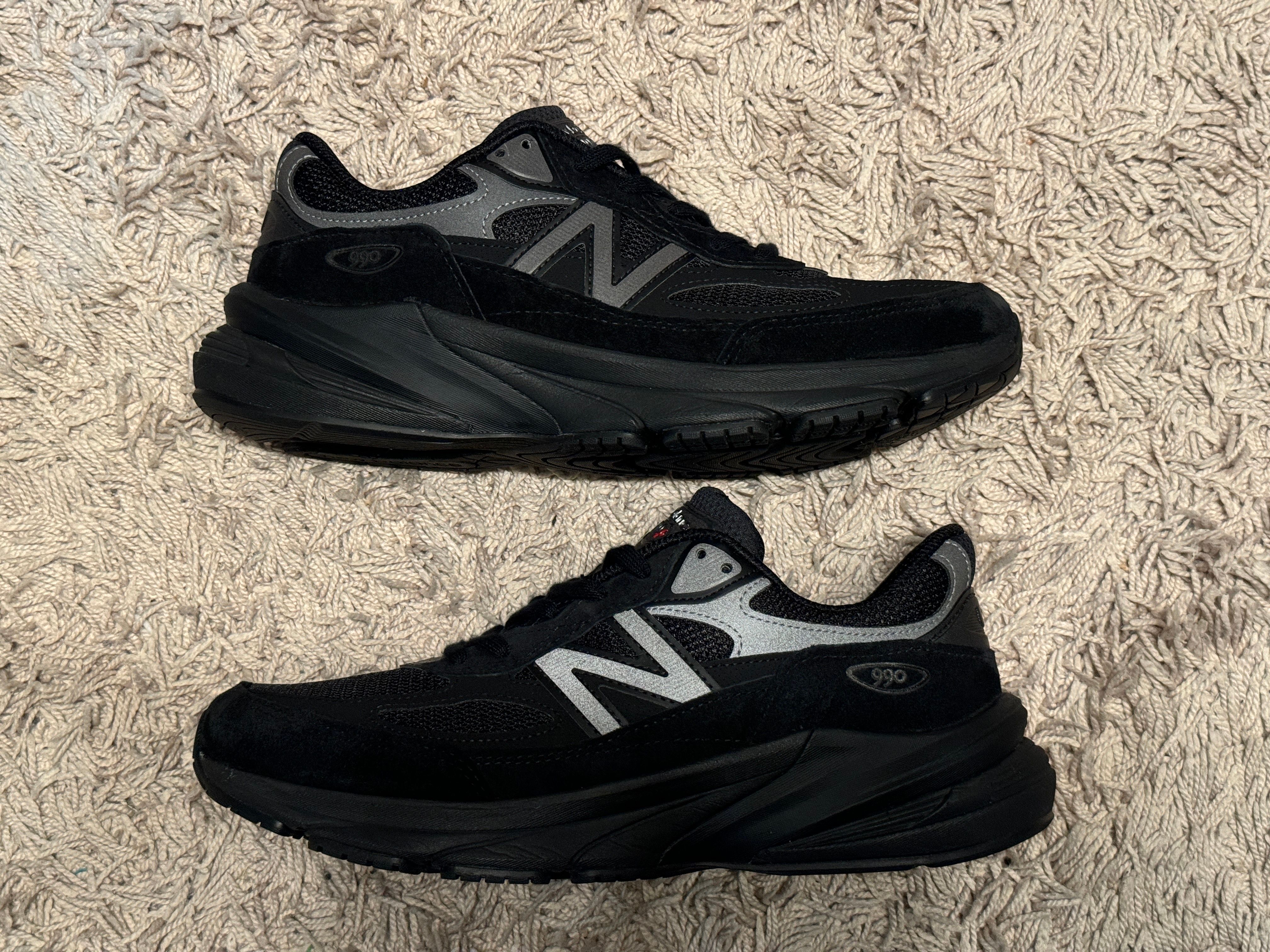 New Balance 990V6 "Triple Black"