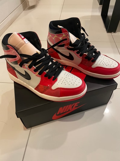 Spider-Man × Nike Air Jordan 1 Retro High OG SP "Spider-Man: Across the Spider-Verse/University Red"