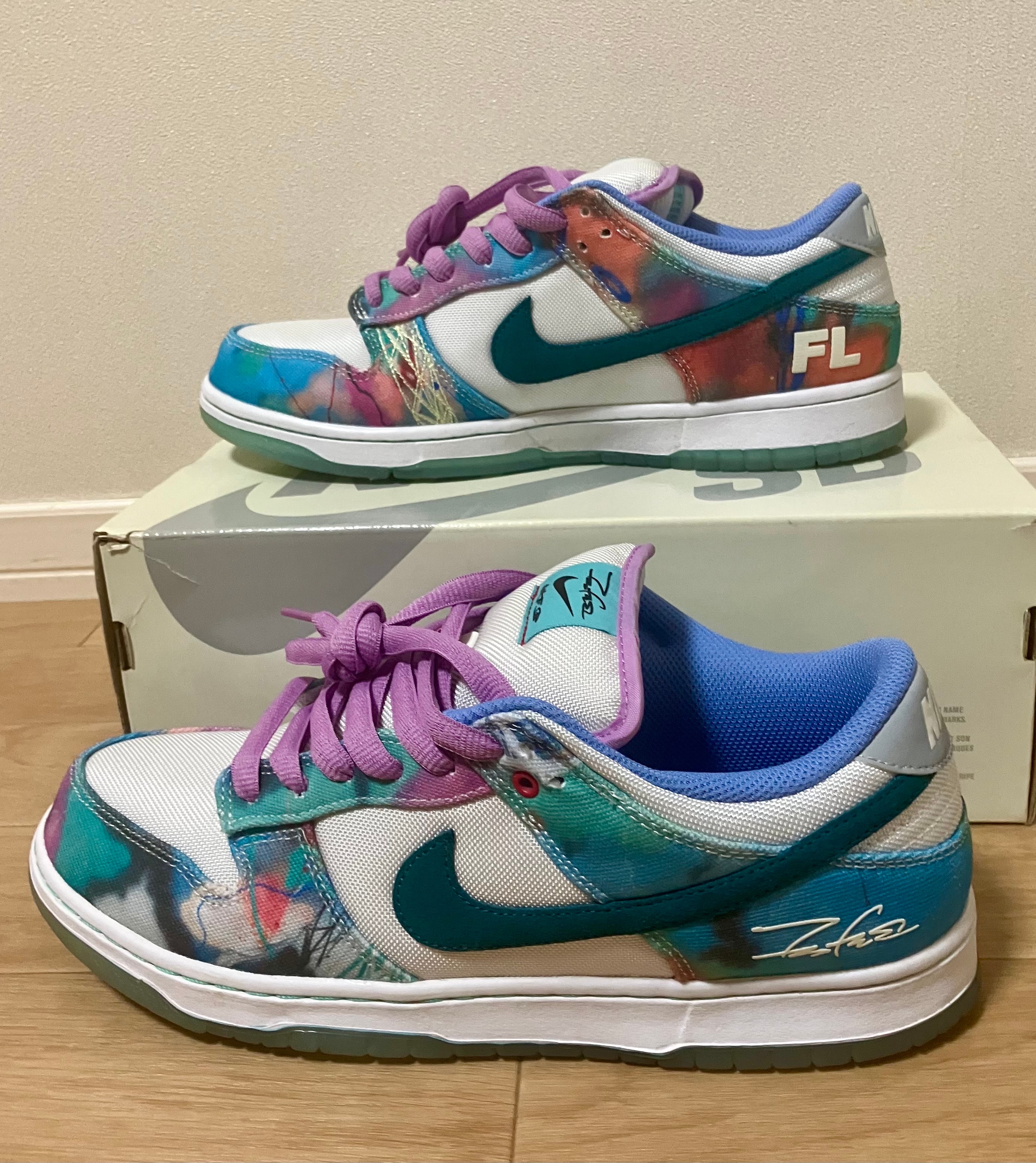 Futura × Nike SB Dunk Low "White and Geode Teal"