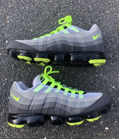 Nike Air Vapormax 95 "Neon"