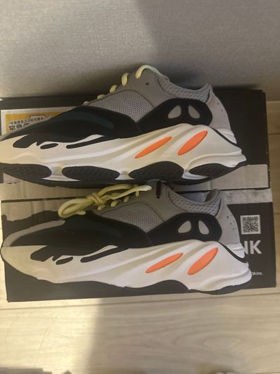 adidas YEEZY Boost 700 "Wave Runner"