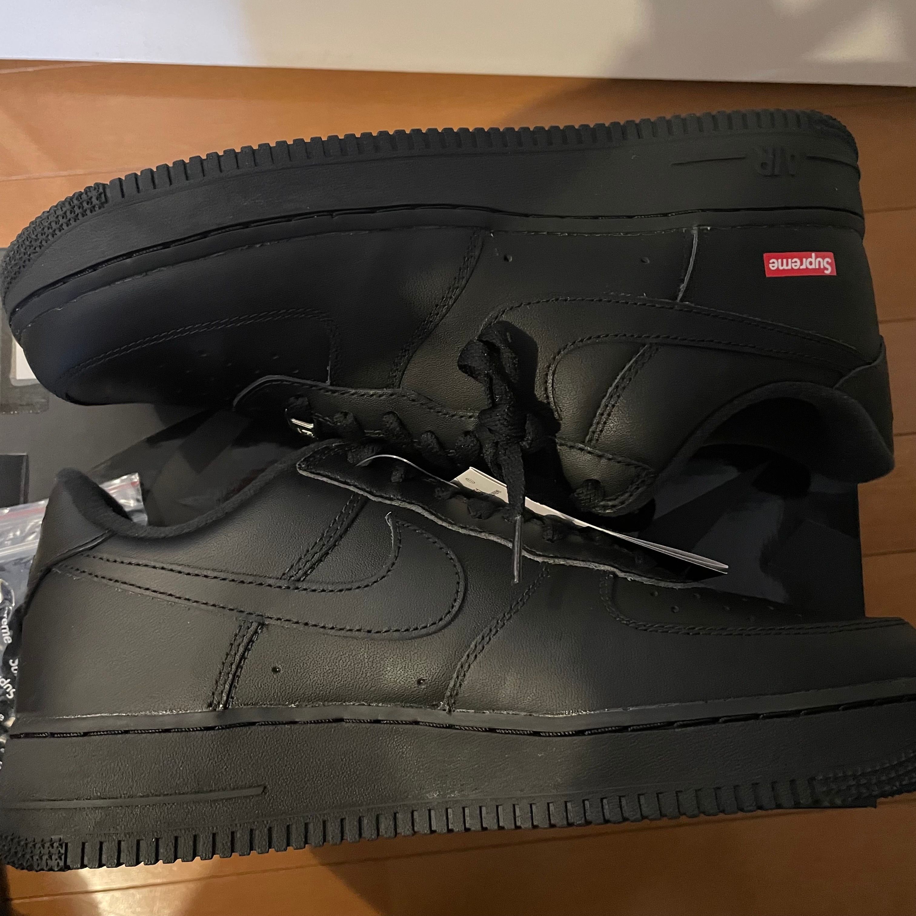 Supreme × Nike Air Force 1 Low "Black"