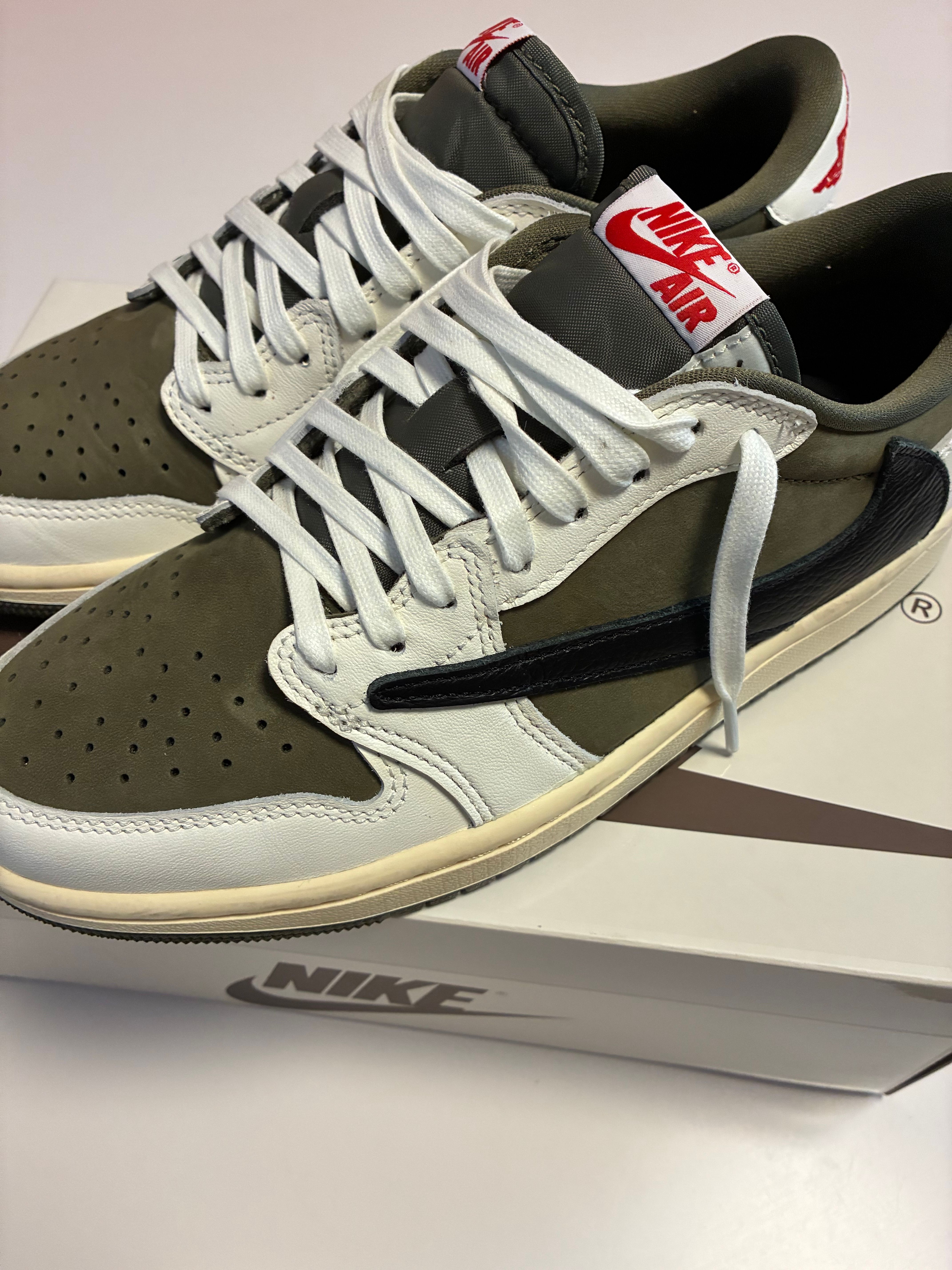 Travis Scott × Nike Air Jordan 1 Low OG SP "Reverse Olive"