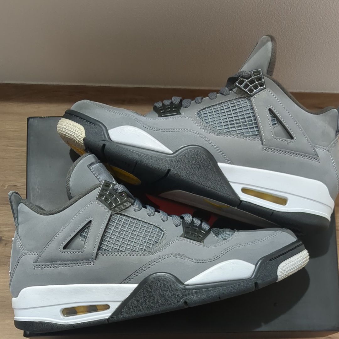 Nike Air Jordan 4 "Cool Grey"