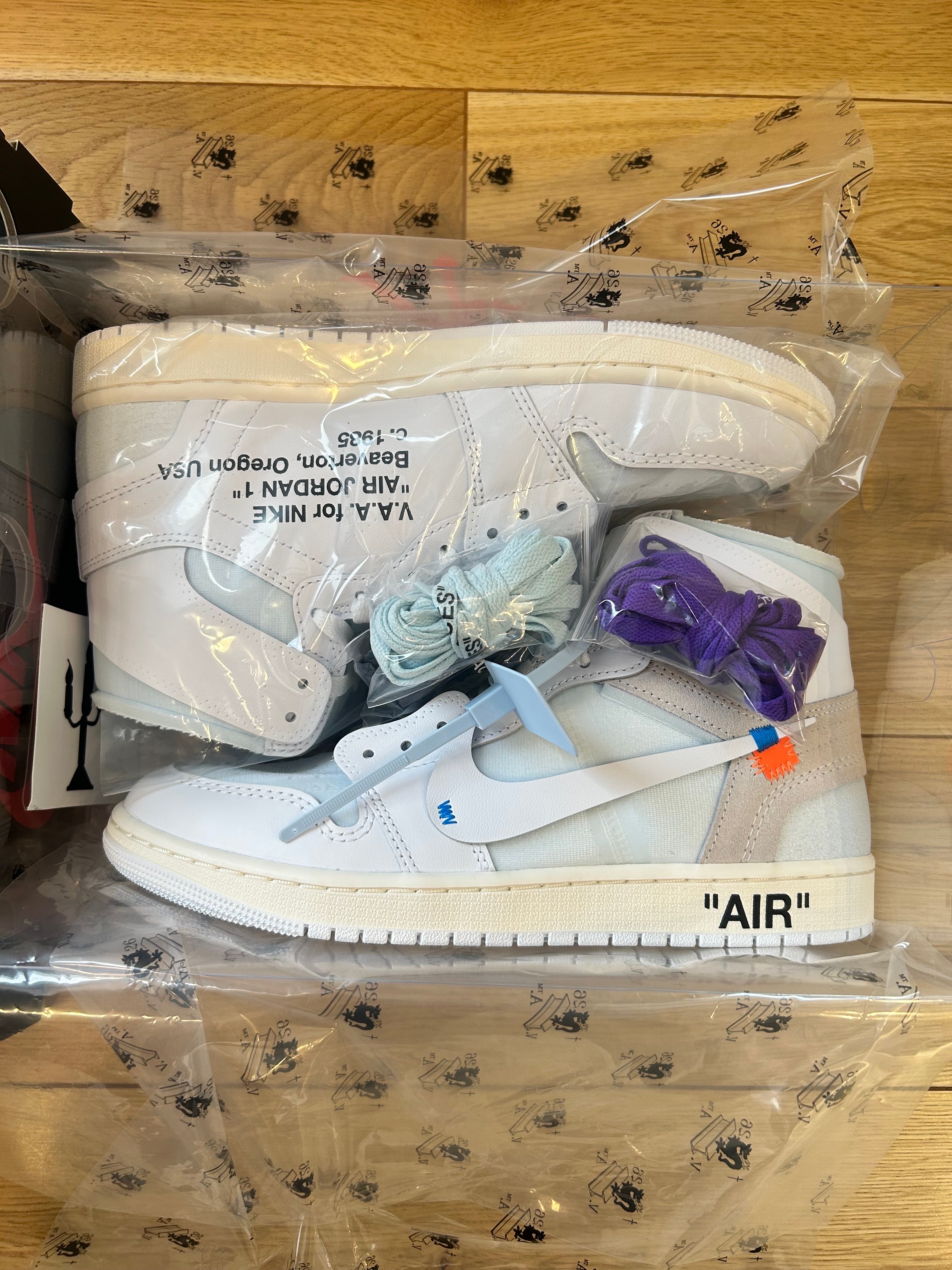 Virgil Abloh Archive (V.A.A.) × Nike Air Jordan 1 Retro High OG "Alaska"