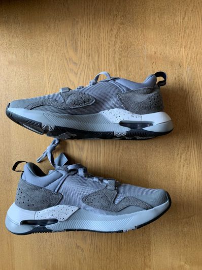 FRAGMENT × JORDAN AIR CADENCE PARTICLE GREY