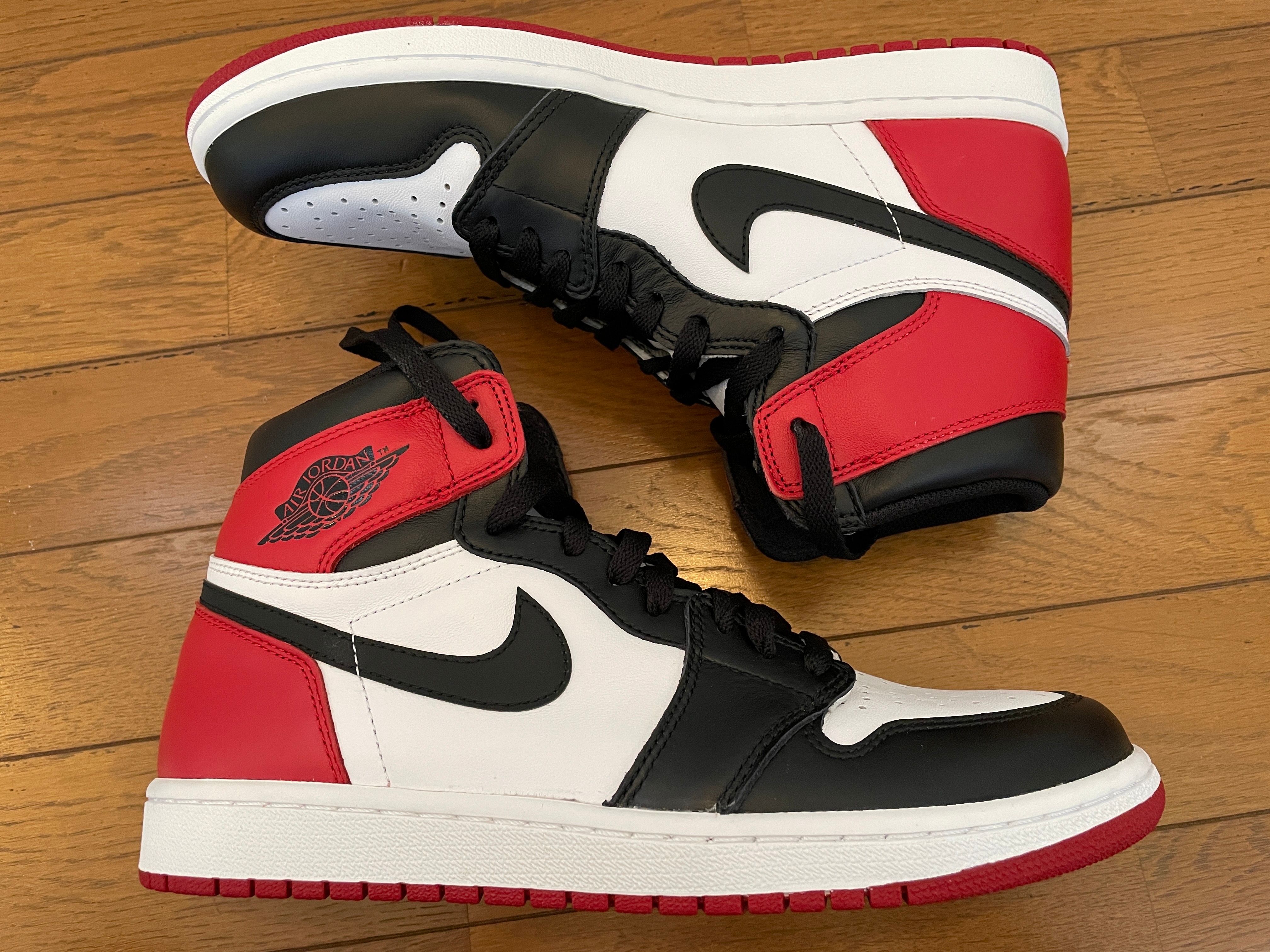 Nike Air Jordan 1 Retro High OG "Black Toe"(2016)
