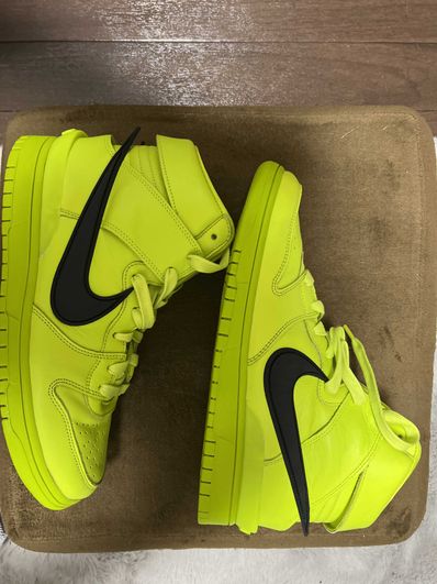 AMBUSH × NIKE DUNK HIGH "FLASH LIME"