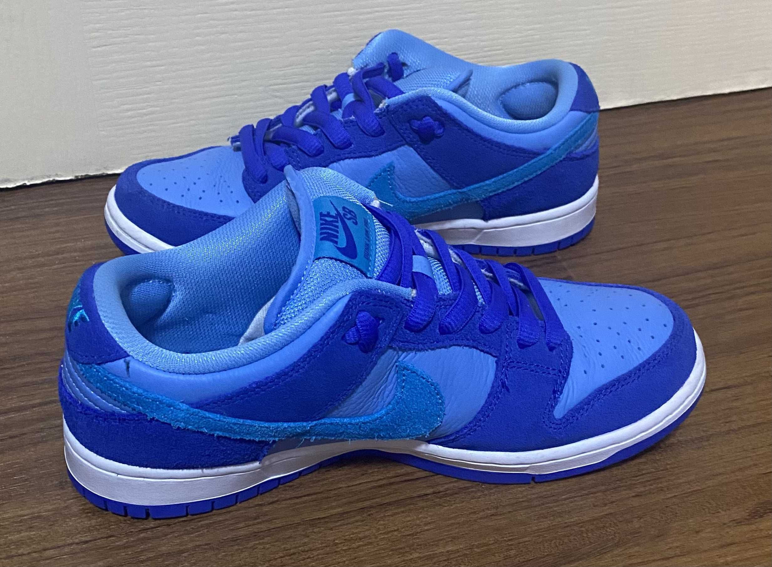 Nike SB Dunk Low "Blue Raspberry"