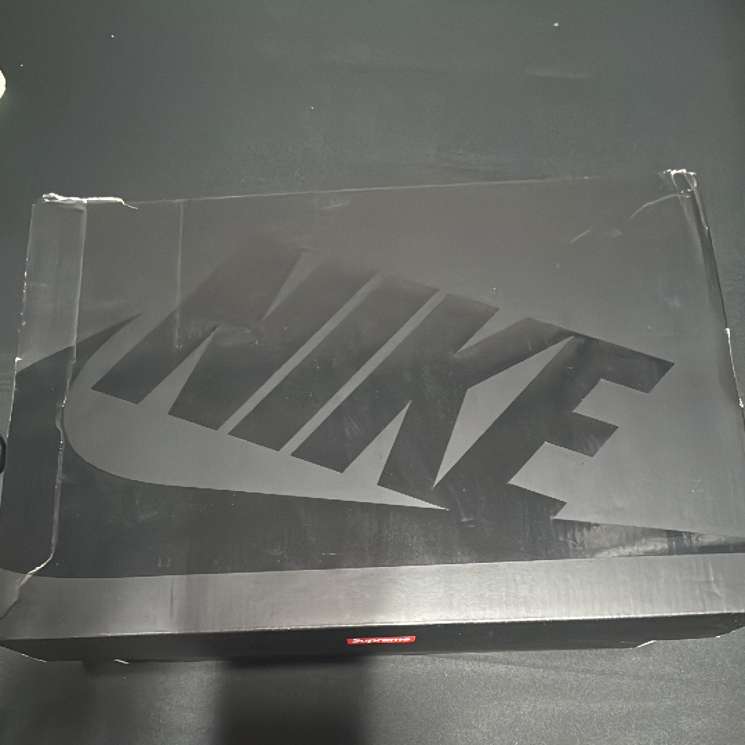 Supreme × Nike Air Force 1 Low "White/Black"