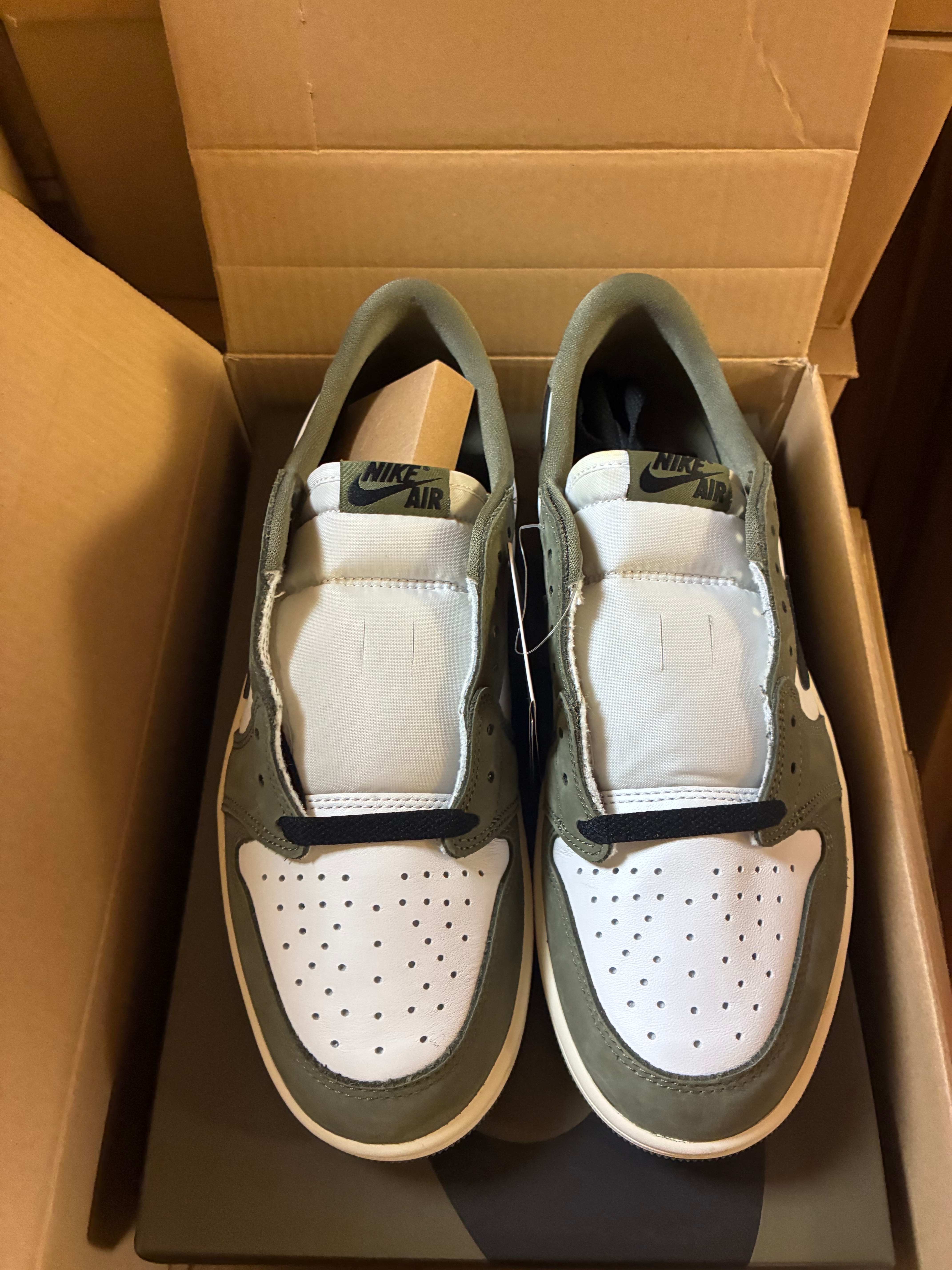 Nike Air Jordan 1 Low OG "Medium Olive and Summit White"