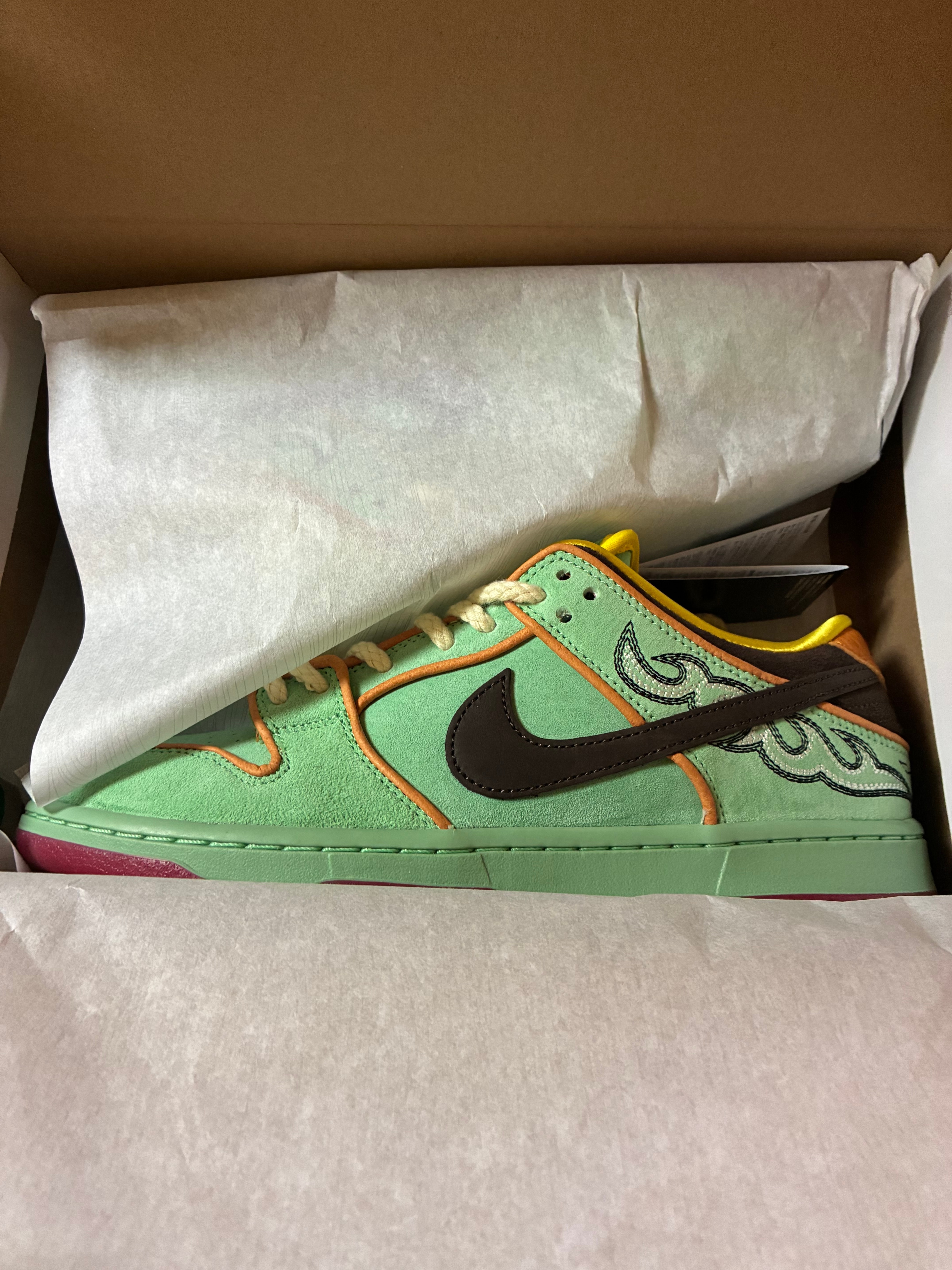 Nike SB Dunk Low Pro "Tourmaline"