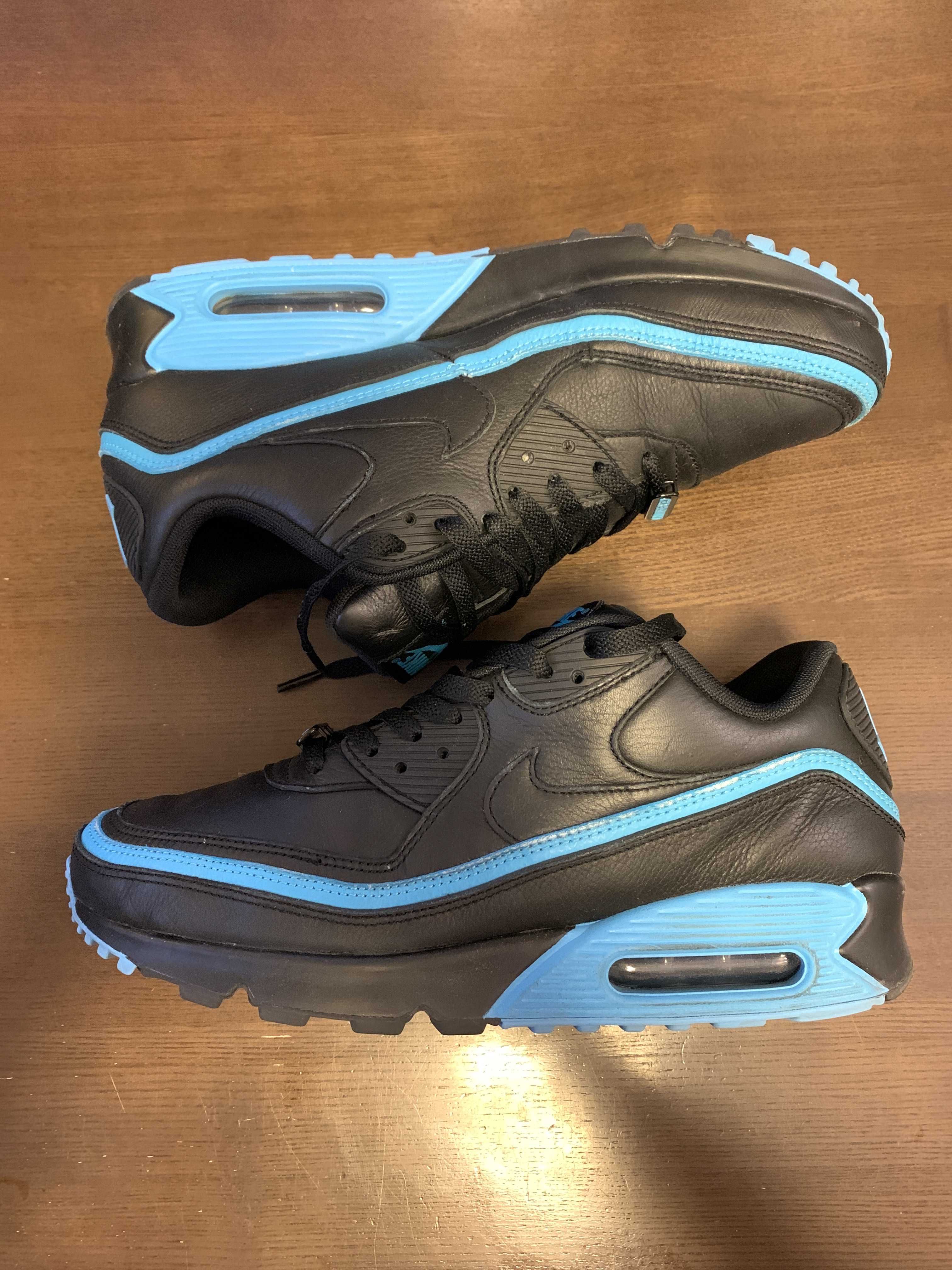 UNDEFEATED × Nike Air Max 90 "Black/Blue"