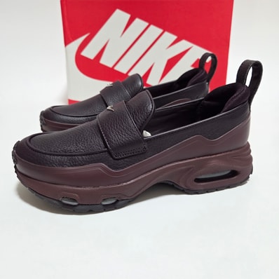 Nike Women's Air Max Phenomena "Burgundy Crush"