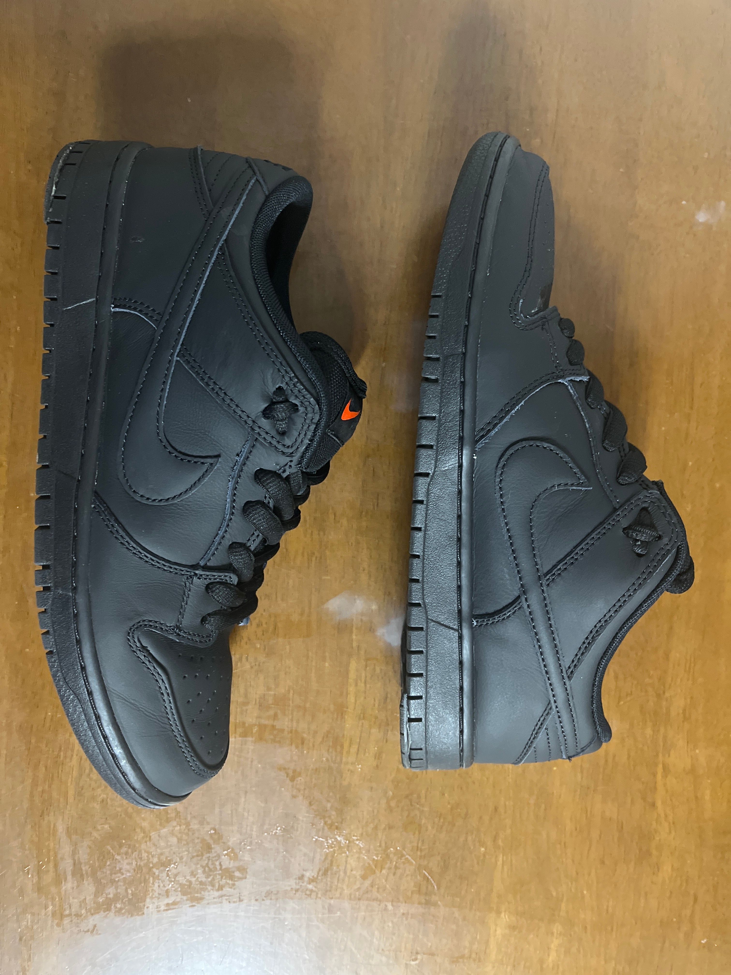 Nike SB Dunk Low Pro ISO "Triple Black"