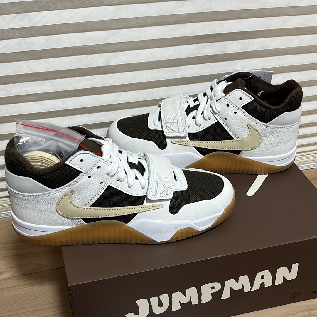 Travis Scott × Nike Jordan Jumpman Jack TR "Sail and Dark Mocha"