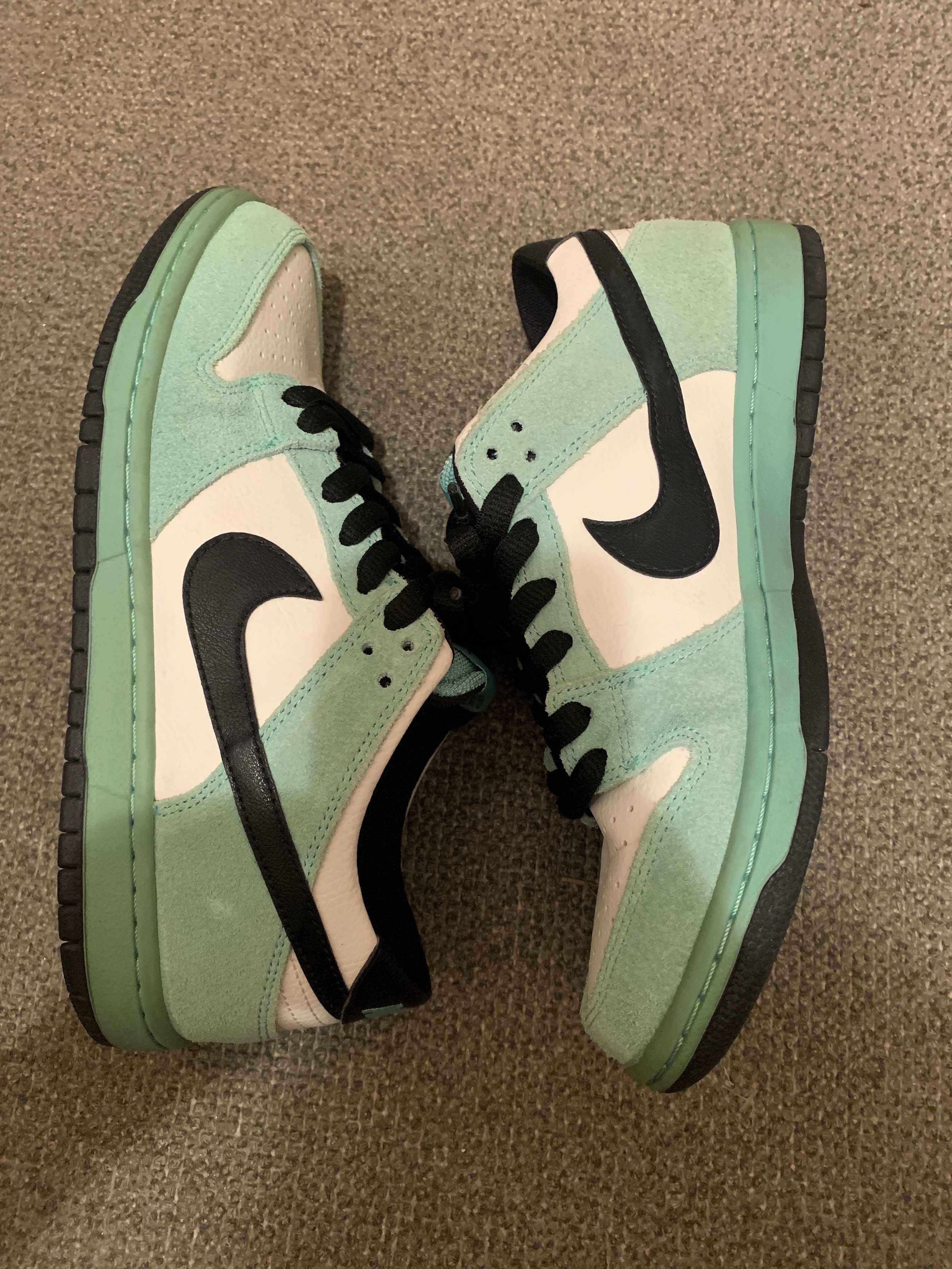 Nike SB Dunk Low Pro "Sea Crystal"