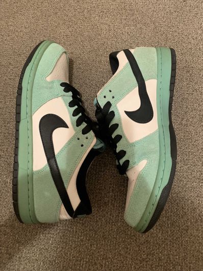 Nike SB Dunk Low Pro "Sea Crystal"