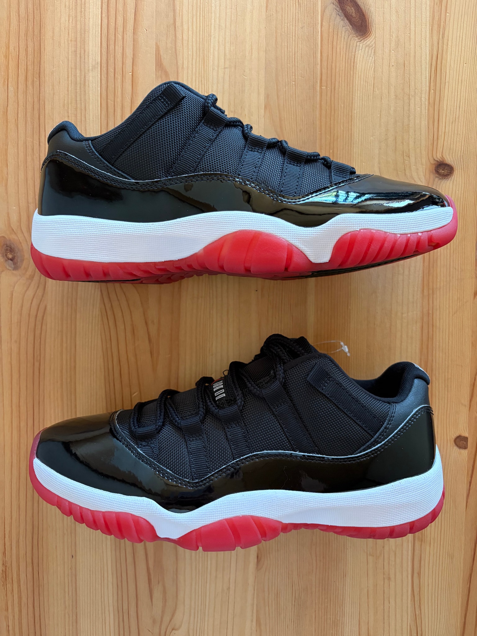Nike Air Jordan 11 Retro Low "Bred" (2025)