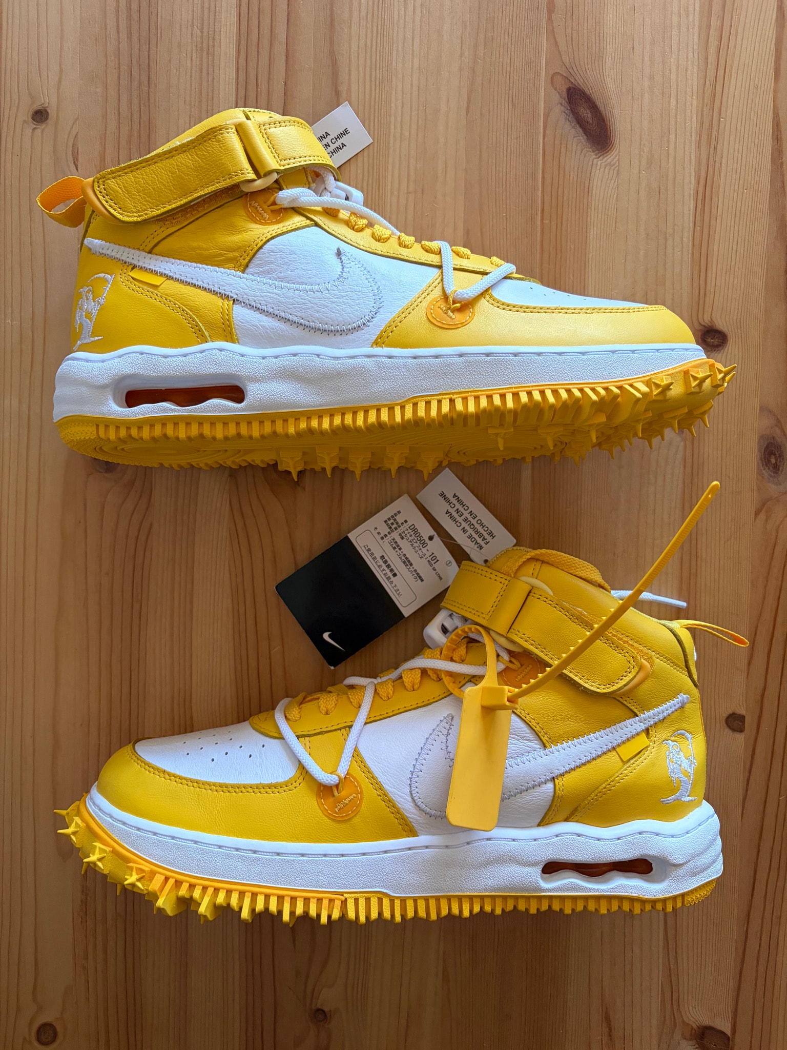 Off-White × Nike Air Force 1 Mid SP LTHR "White and Varsity Maize"