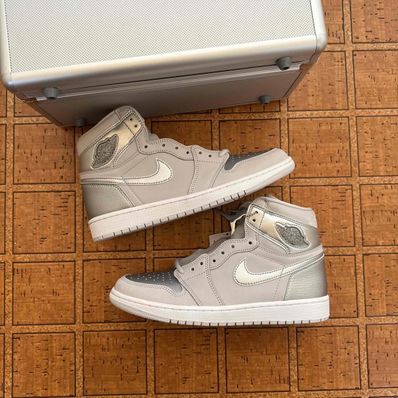 Nike Air Jordan 1 Retro High OG "CO.JP/TOKYO" (Suitcase)