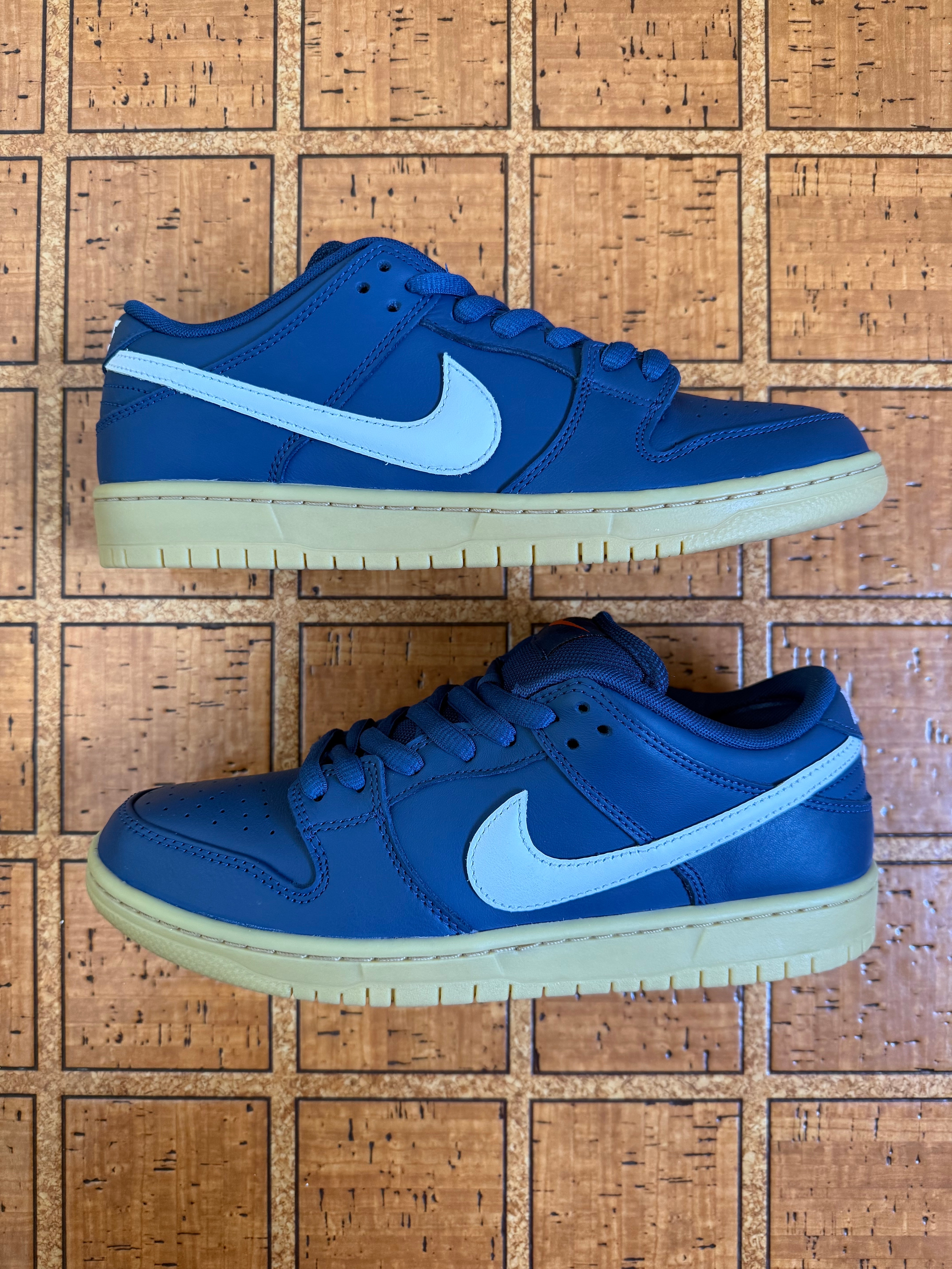 Nike SB Dunk Low Pro ISO Orange Label "Navy Gum"