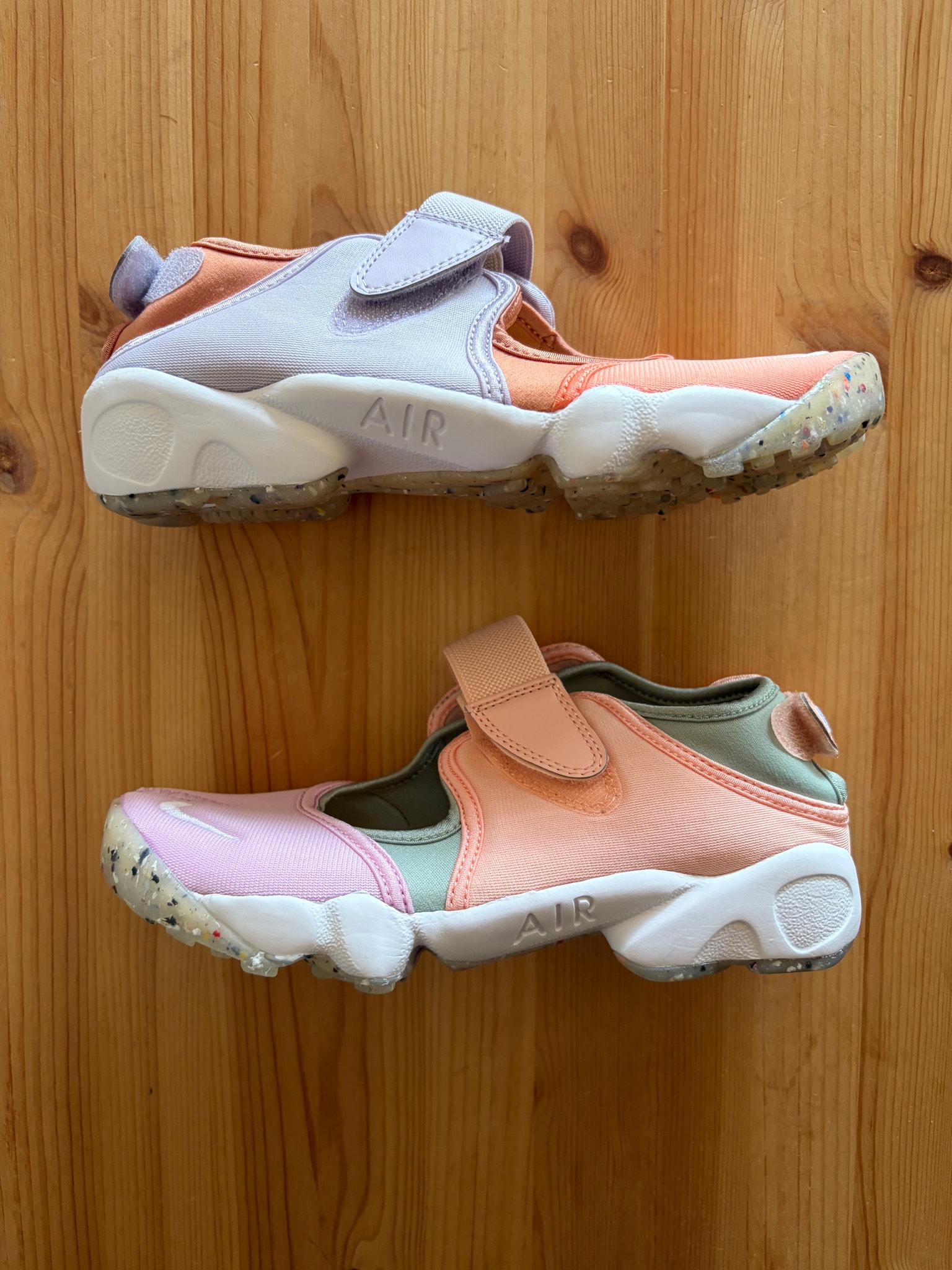 Nike Women's Air Rift "Crimson Bliss Infinite Lilac"