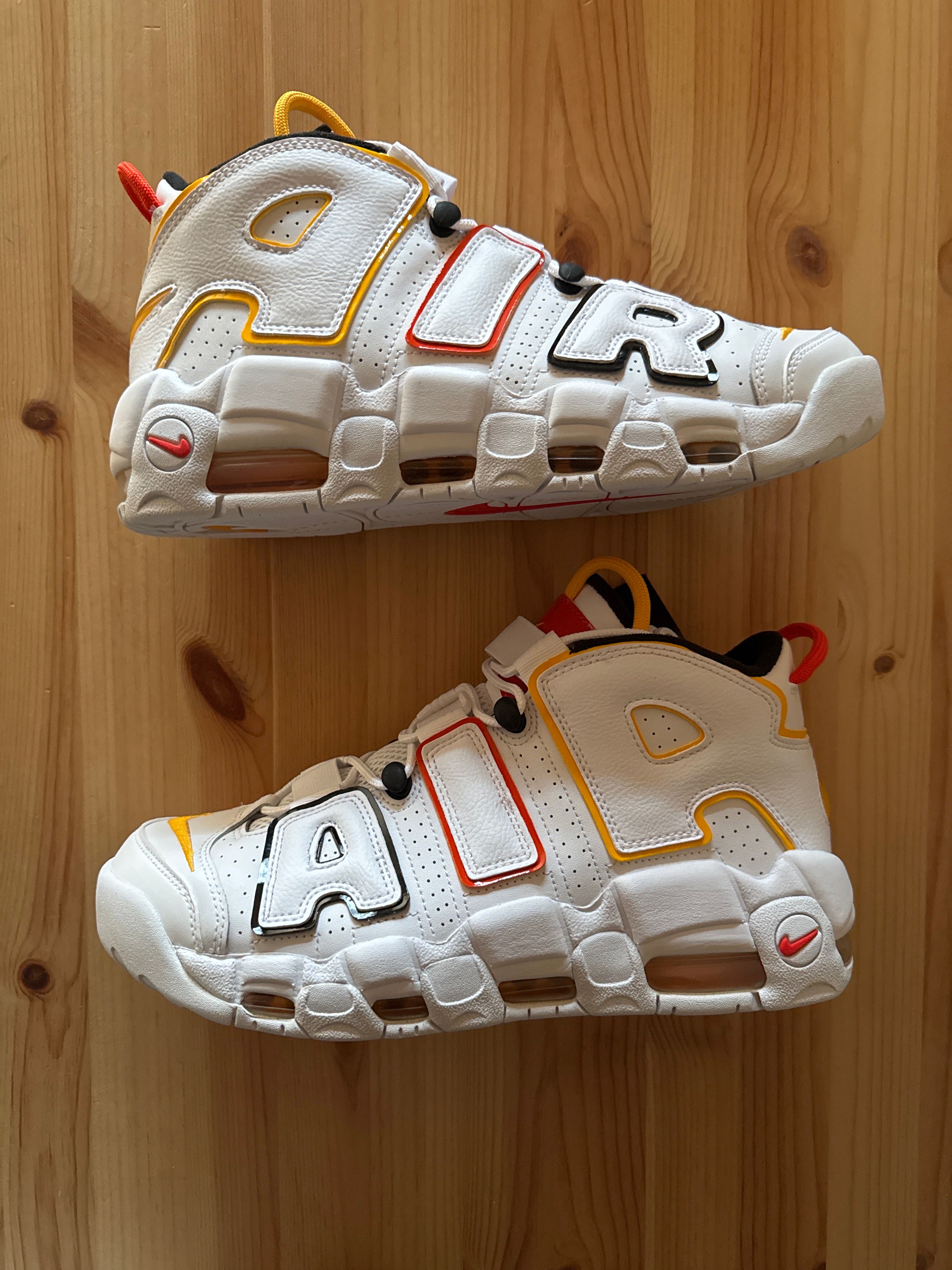 NIKE AIR MORE UPTEMPO "RAYGUNS"