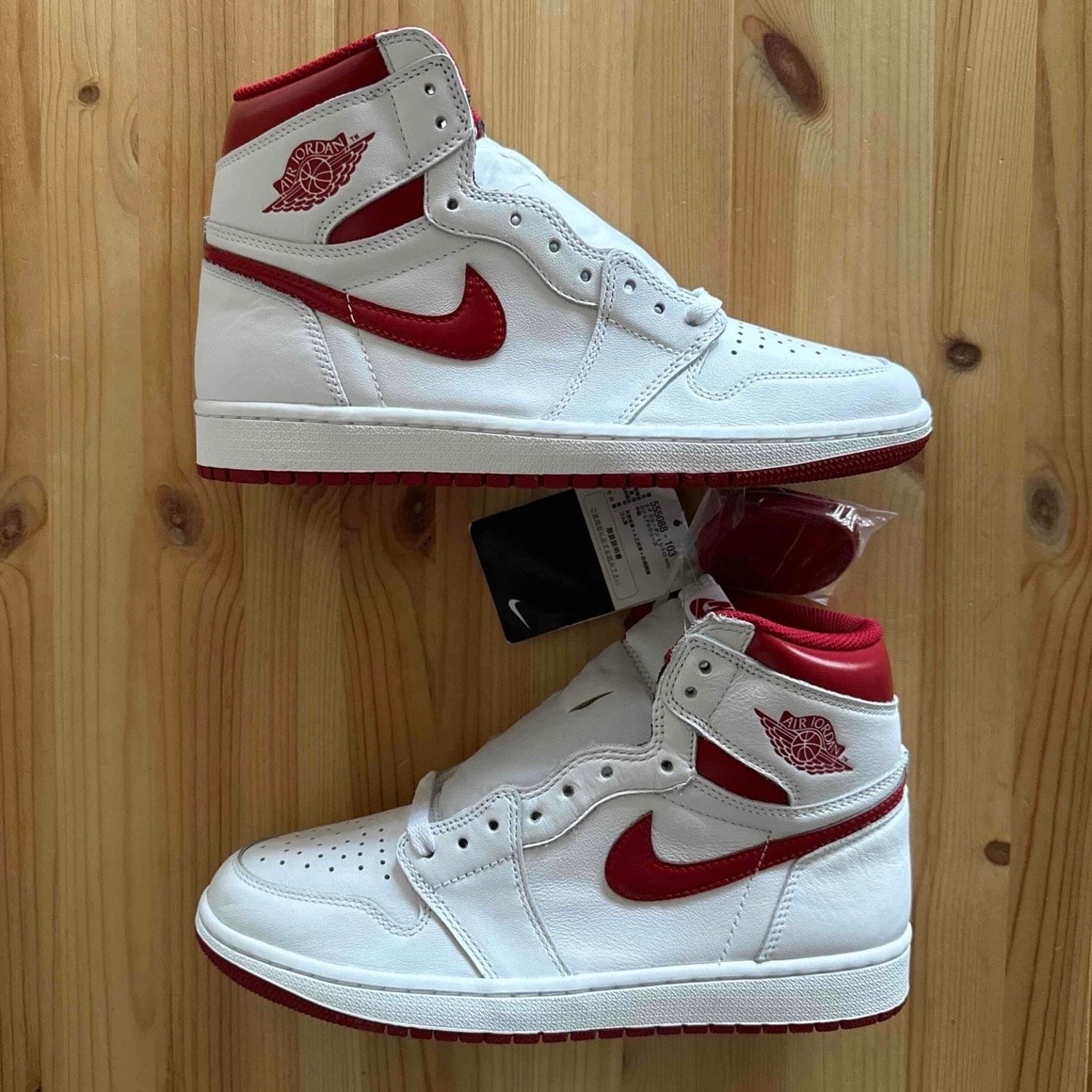Nike Air Jordan 1 High OG "Metallic Red" (2017)