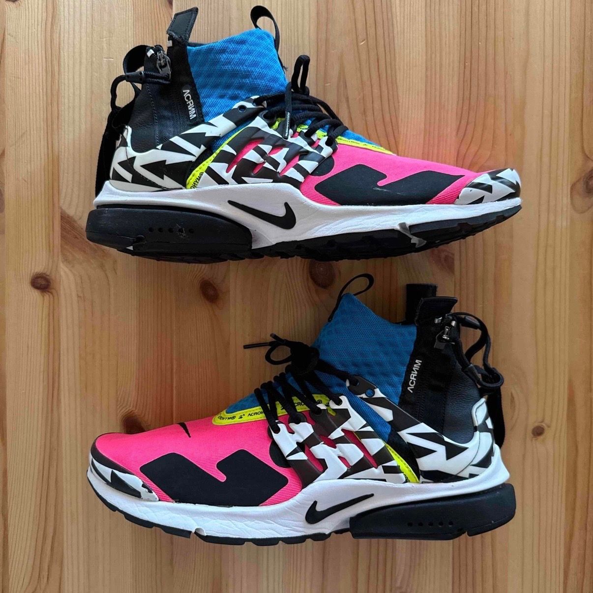 ACRONYM × Nike Air Presto Mid "Hyper Pink"