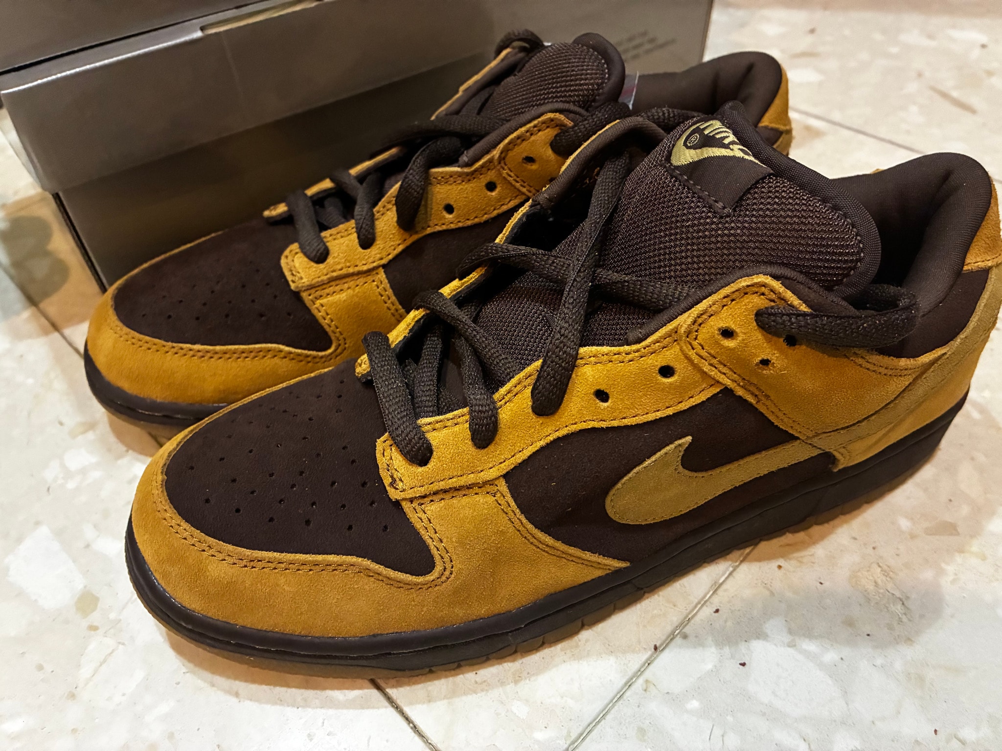 Nike SB Dunk Low "Brown Pack"