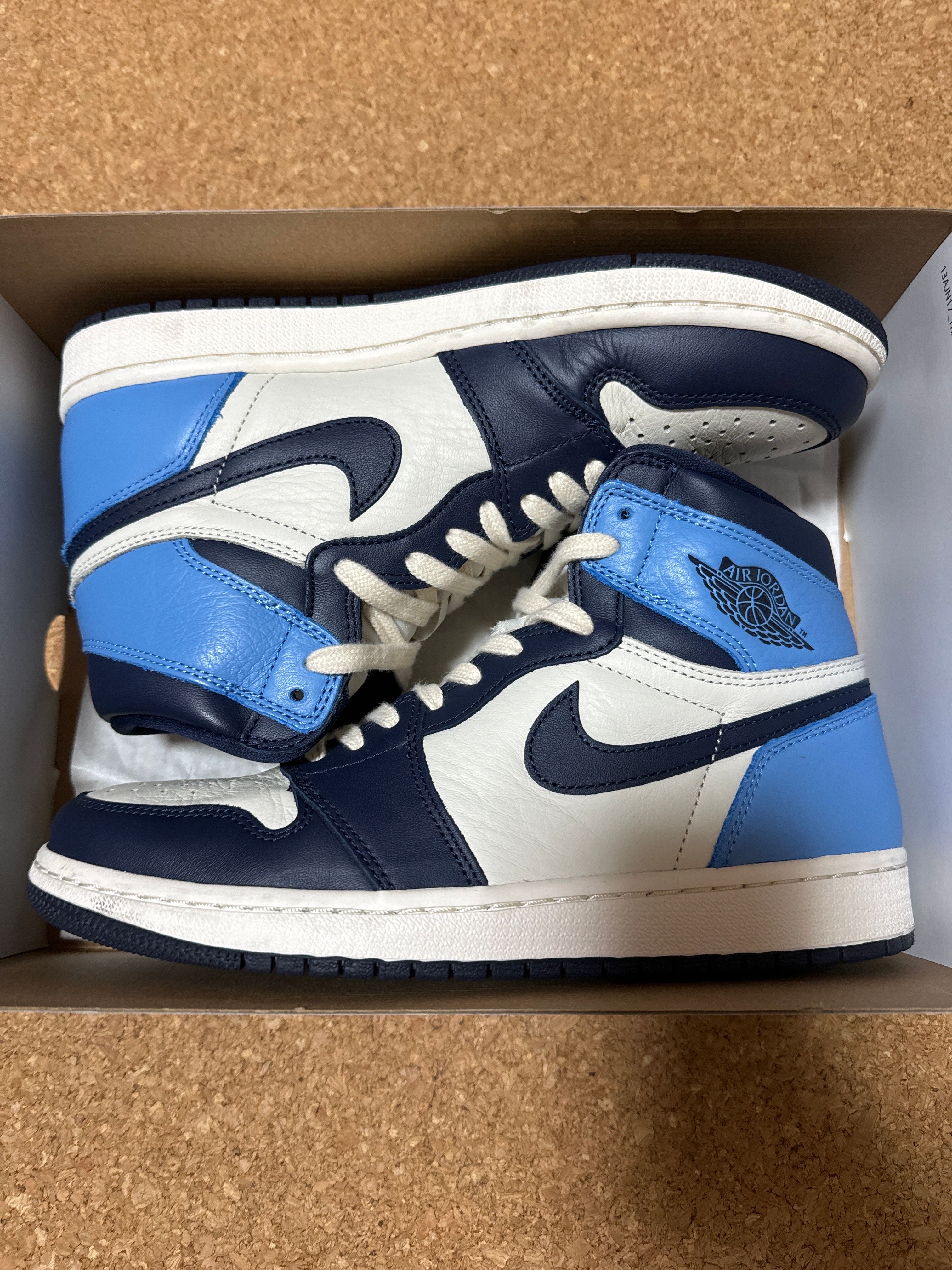 Nike Air Jordan 1 Retro High OG "Obsidian/University Blue"