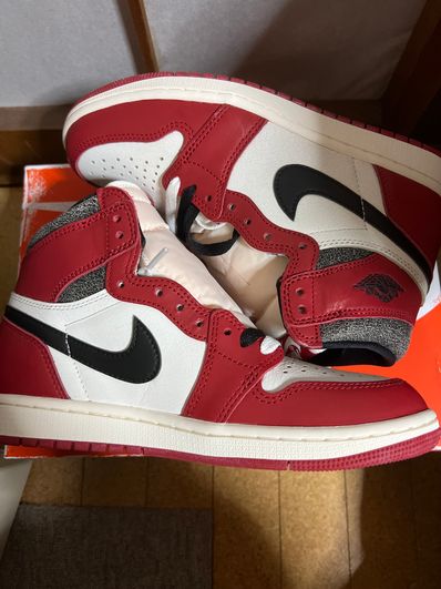 Nike Air Jordan 1 High OG "Lost & Found/Chicago"