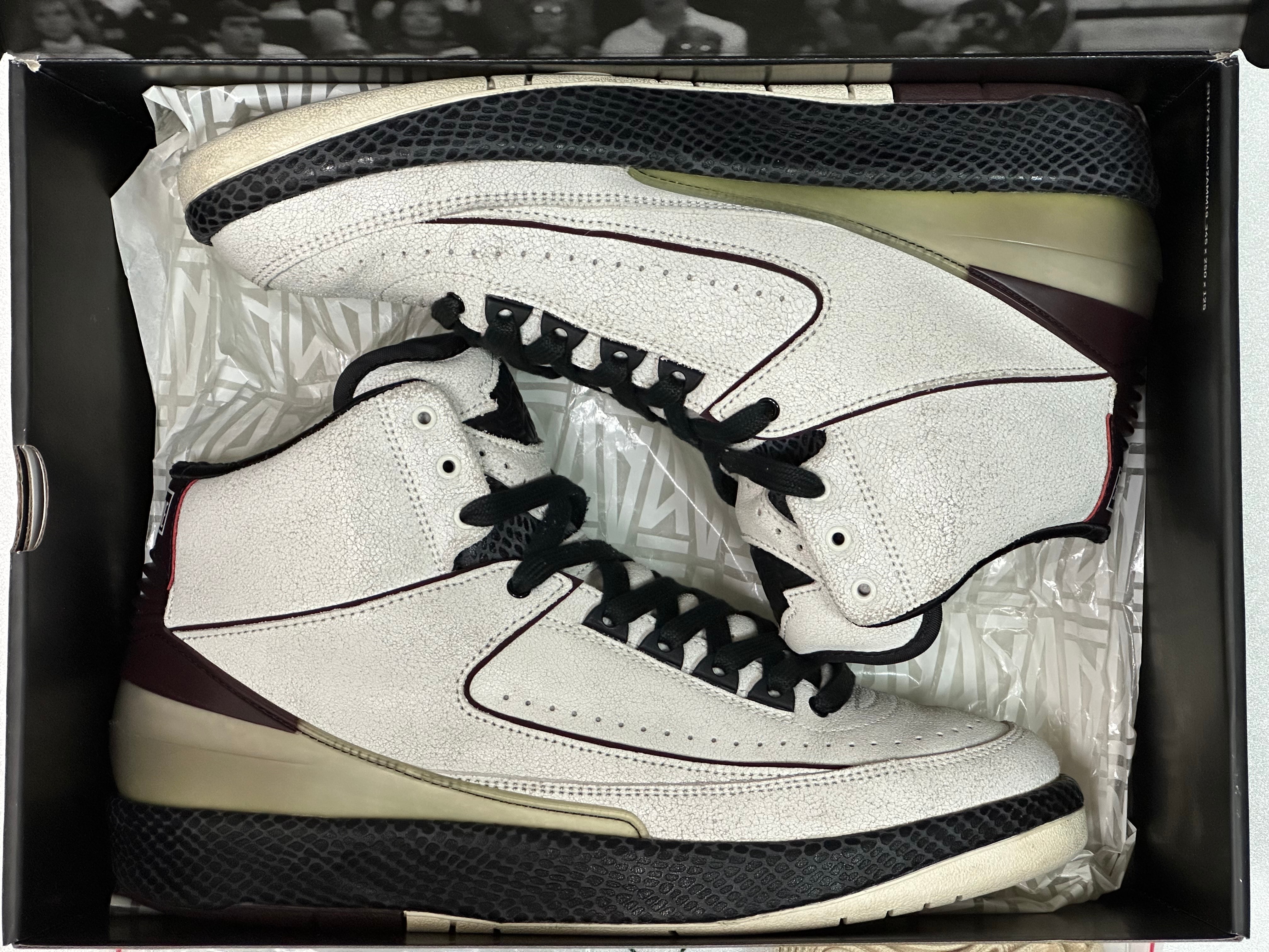 アママニエール × ナイキ エアジョーダン2 "エアネス/セイル アンド バーガンディ"