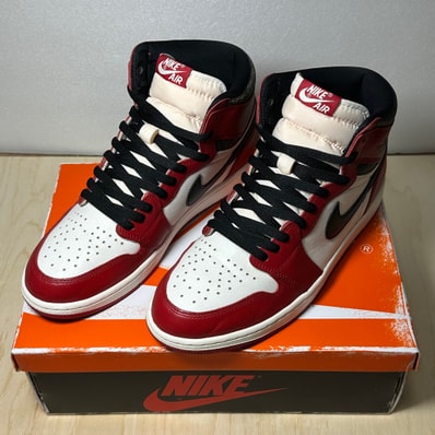 Nike Air Jordan 1 High OG "Lost & Found/Chicago"
