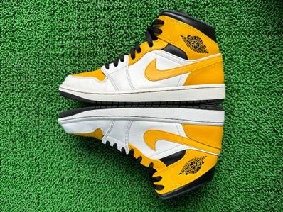 Nike Air Jordan 1 Mid "University Gold"
