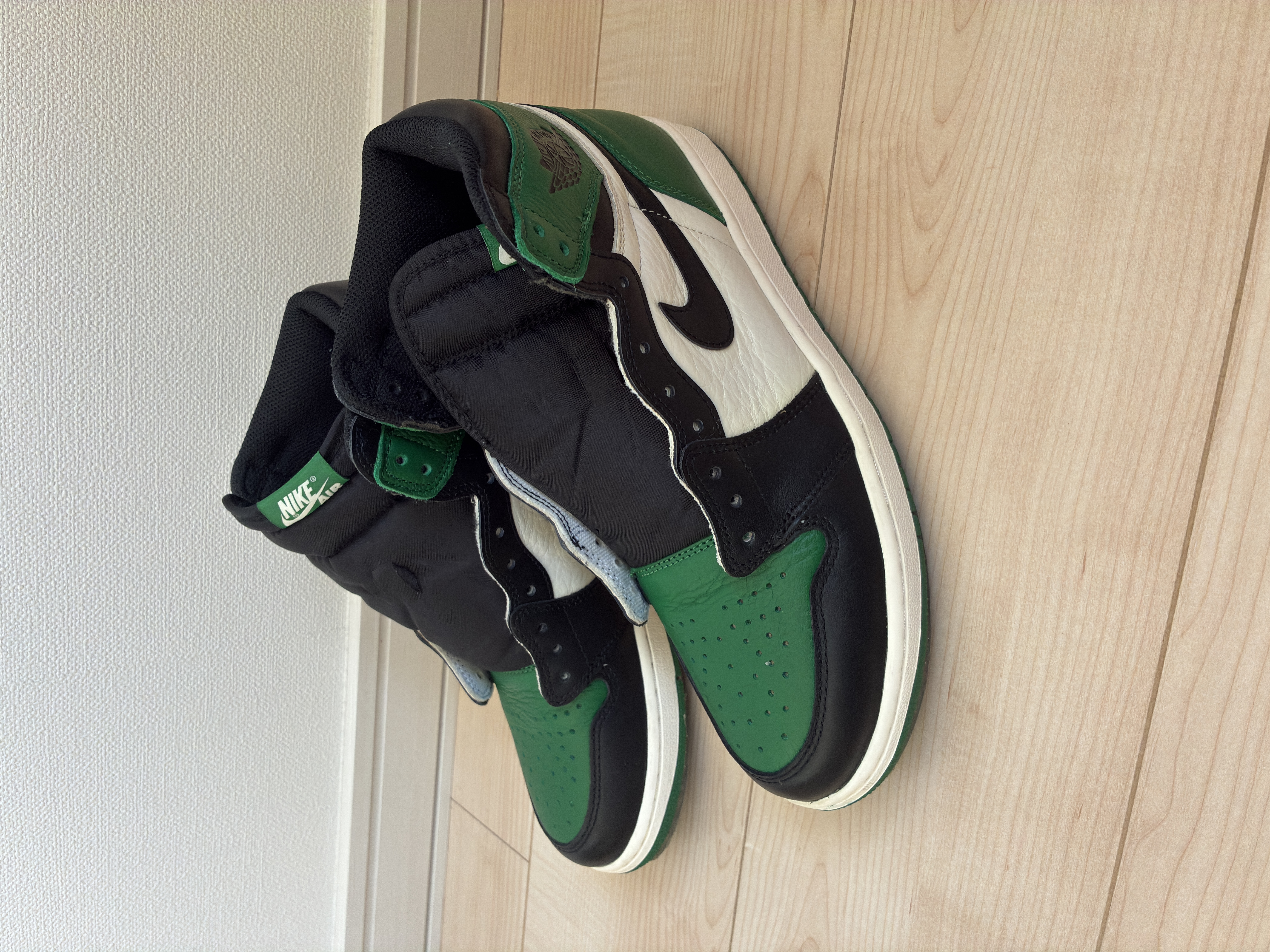 Nike Air Jordan 1 Retro High OG "Pine Green" (2018)