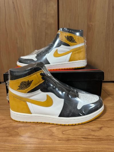 Nike Air Jordan 1 Retro High OG "Black Toe/Yellow Ochre"