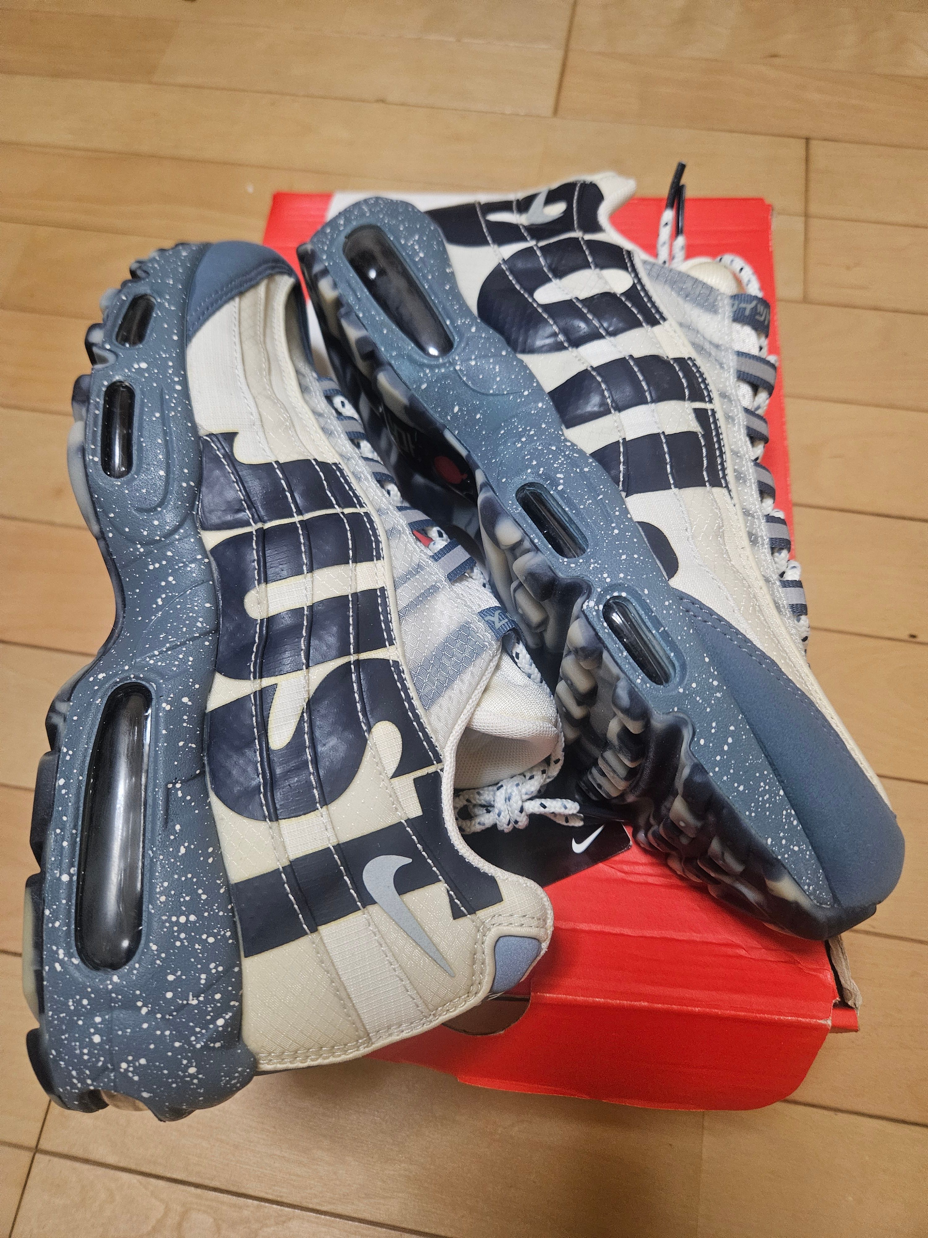 Nike Air Max 95 "Just Do It Mt. Fuji"