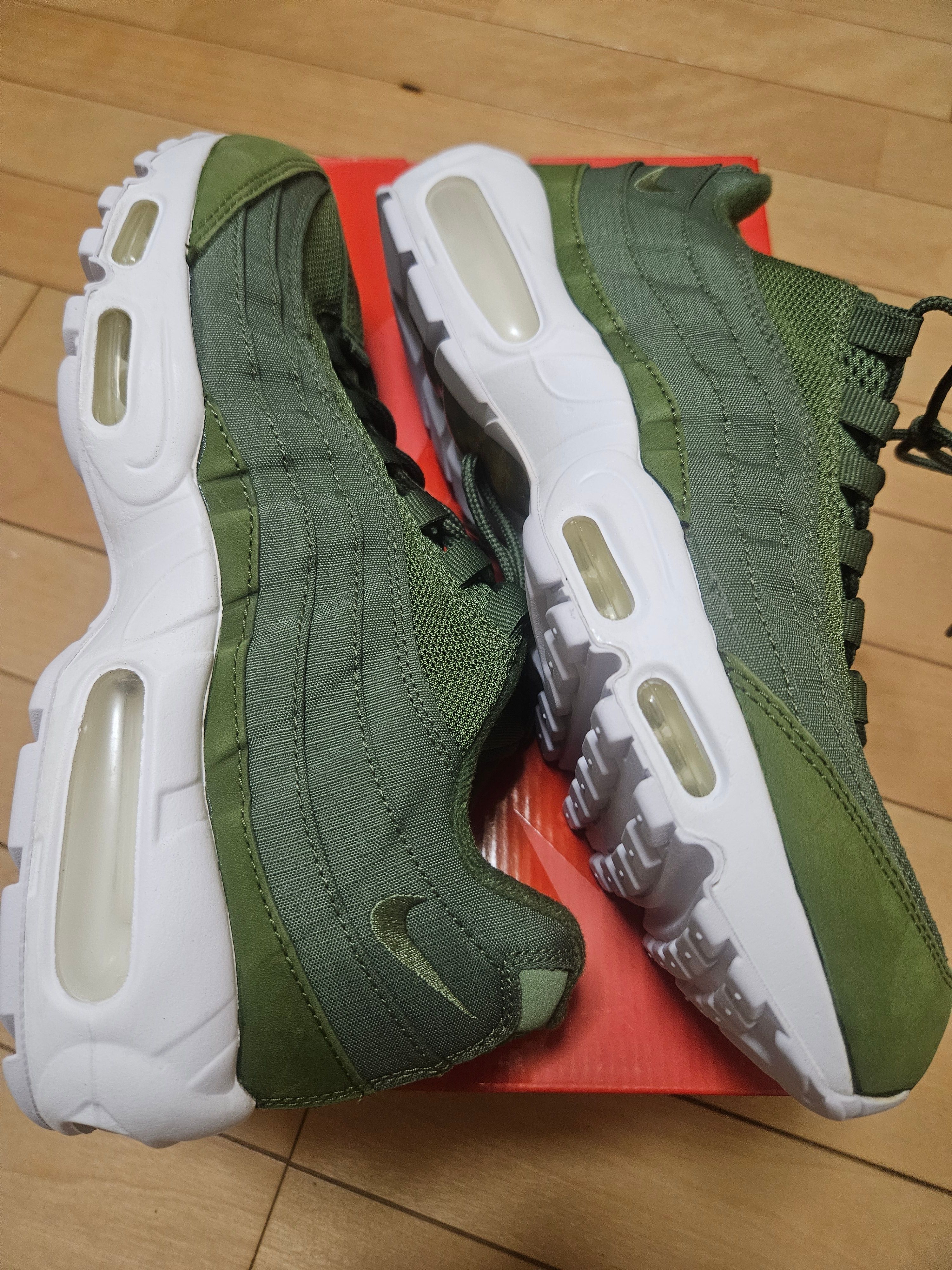 Stussy × Nike Air Max 95 "Olive" (2015)